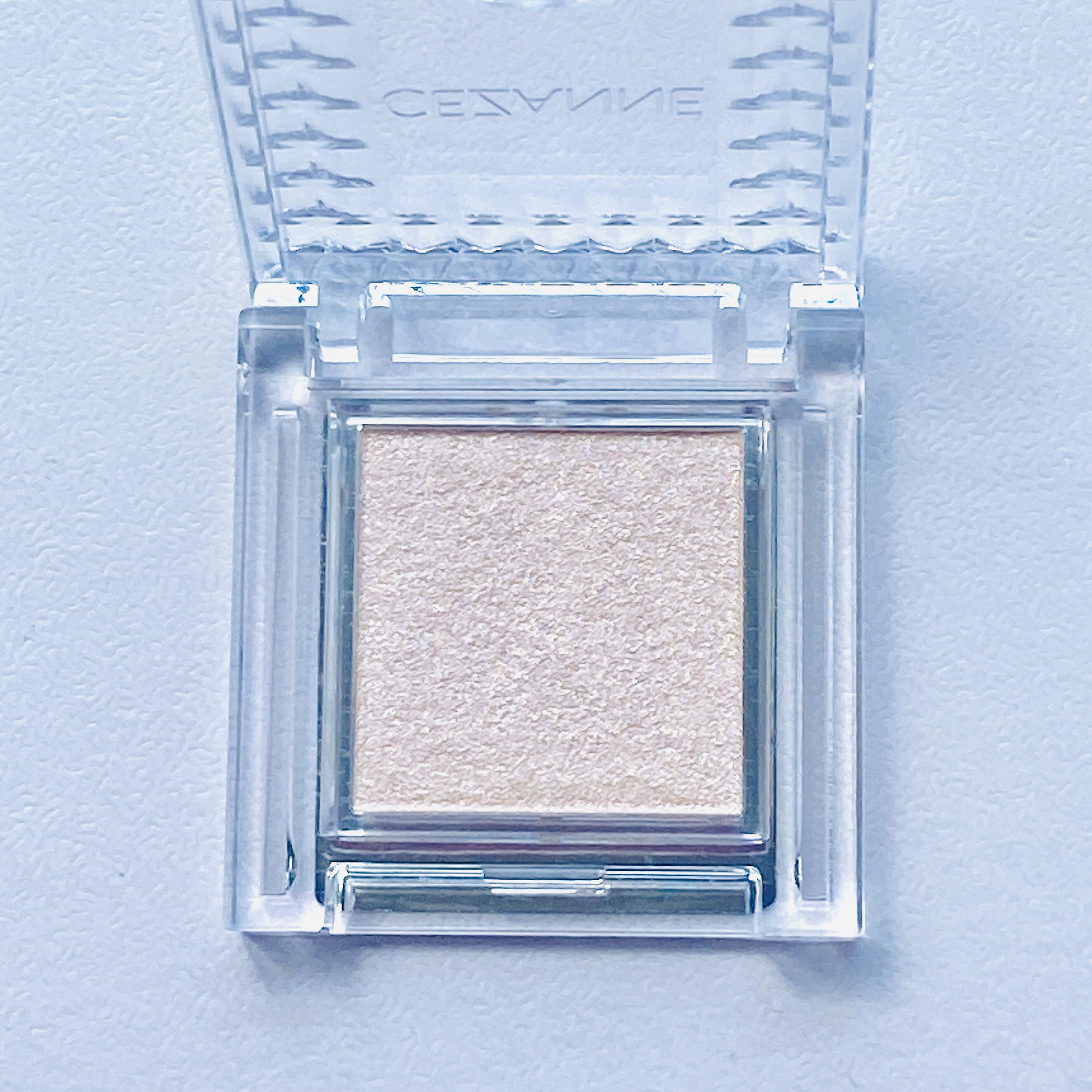 シングルカラーアイシャドウ/CEZANNE/単色アイシャドウを使ったクチコミ（2枚目）