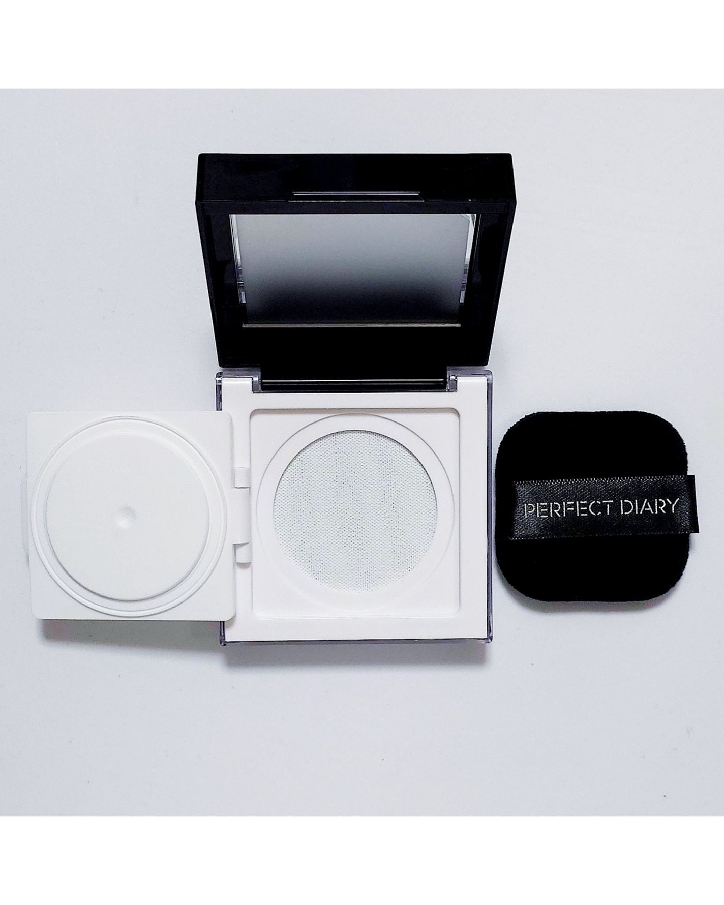 トランスルーシェントブルーリング ルースパウダー(N)/PERFECT DIARY/ルースパウダーを使ったクチコミ(1枚目)