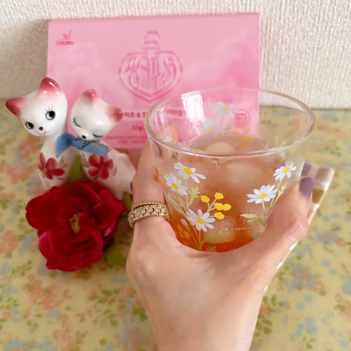 **Smiley** on LIPS 「୨୧┈┈┈┈┈┈┈┈┈┈┈┈┈┈┈┈┈┈୨୧美味しく飲みながら..」(5枚目)