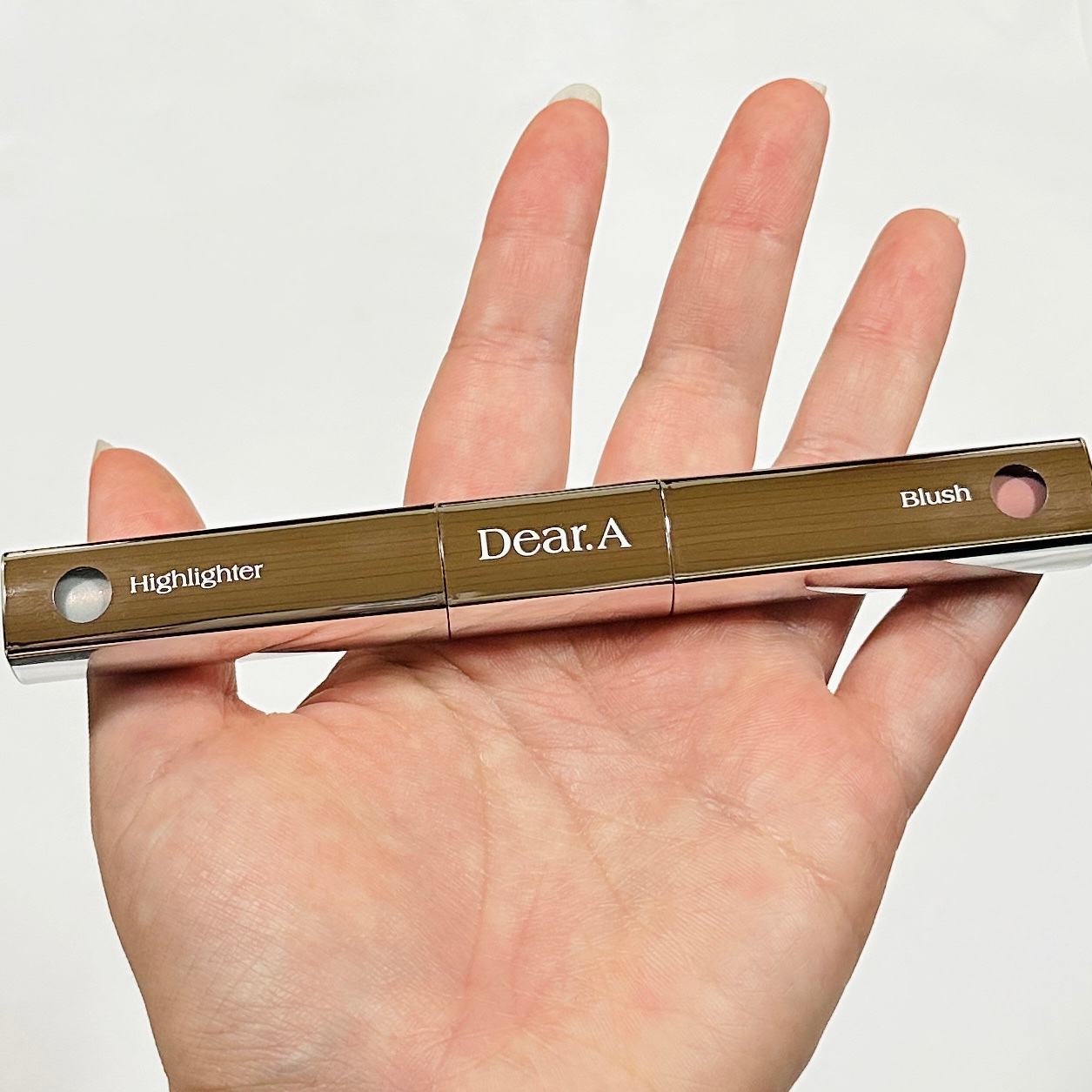 ブラッシュ＆ビームデュアルスティック/Dear.A/リキッドチークを使ったクチコミ（2枚目）