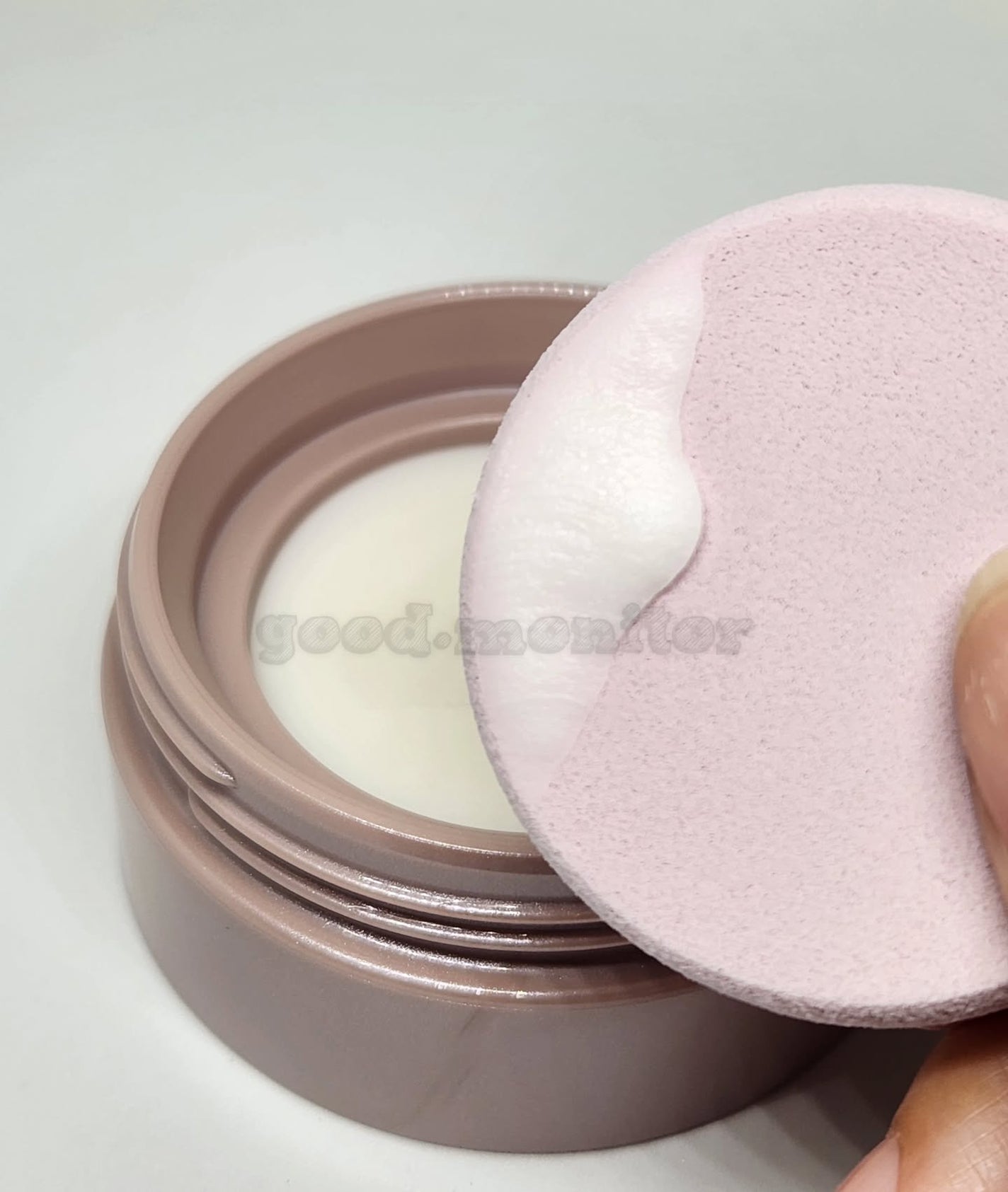 8x4 デオドラントパテ【医薬部外品】/8x4/デオドラント・制汗剤を使ったクチコミ(4枚目)