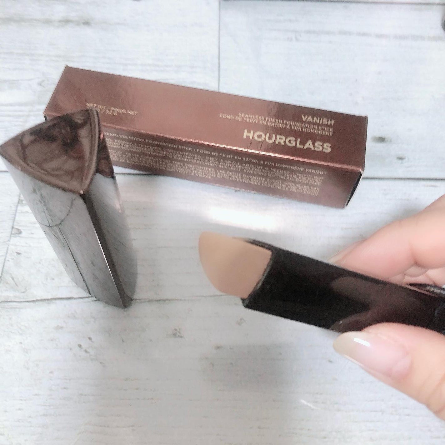 Hourglass Vanish Seamless Finish Foundation Stick/HOURGLASS/その他ファンデーションを使ったクチコミ(2枚目)