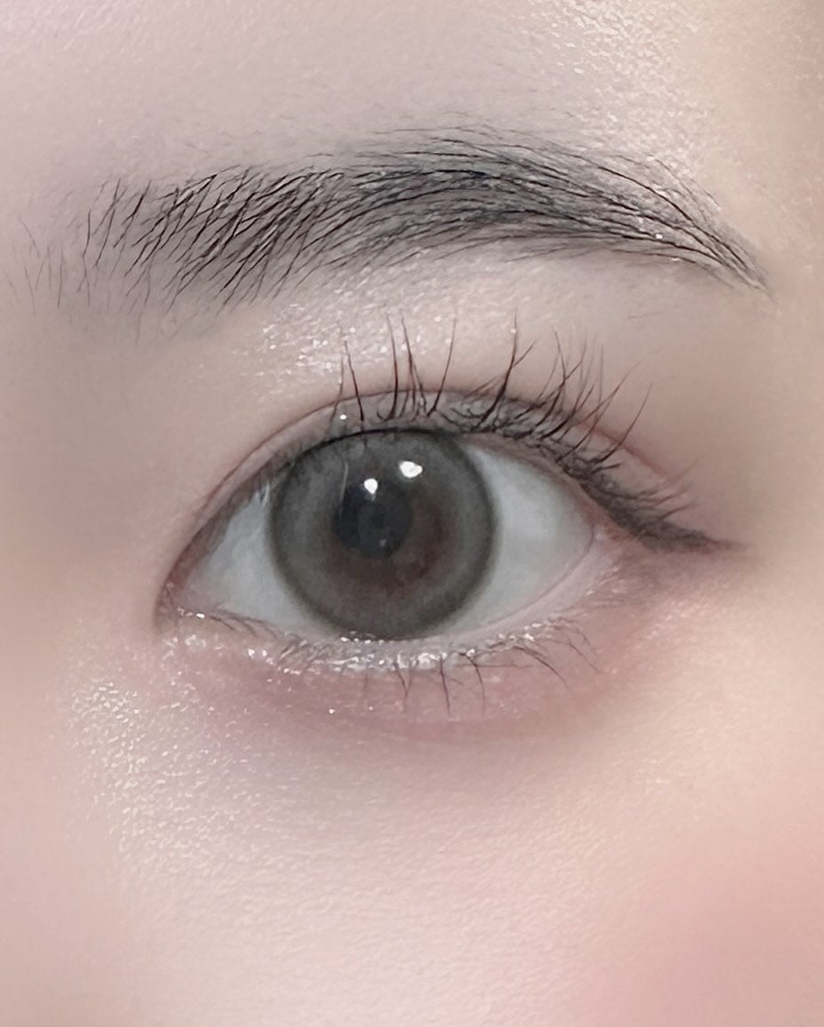 chiffon/meilly/ワンデー(1DAY)カラコンを使ったクチコミ(2枚目)