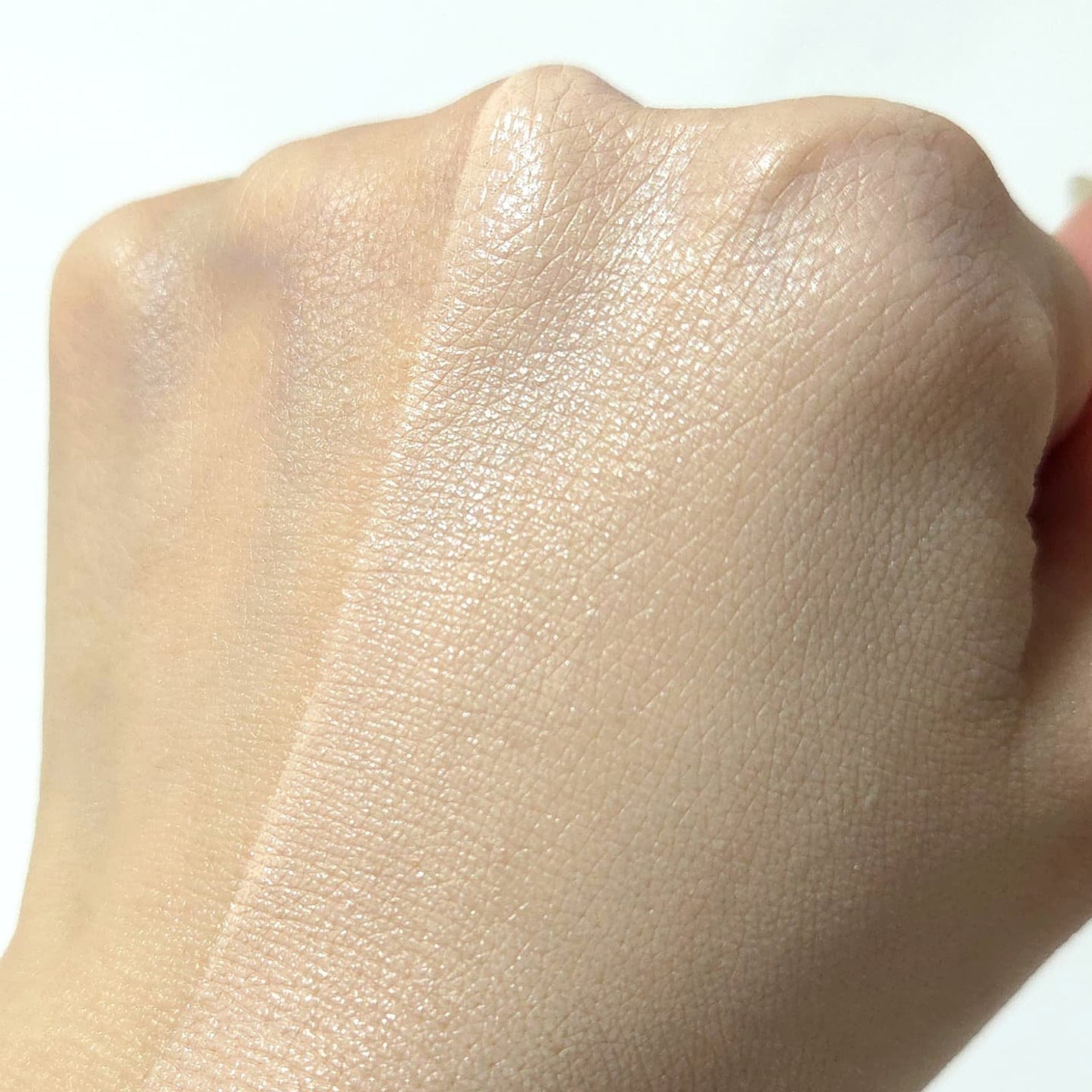 グラススキンクッション/Cell Fusion C(セルフュージョンシー)/クッションファンデーションを使ったクチコミ(3枚目)