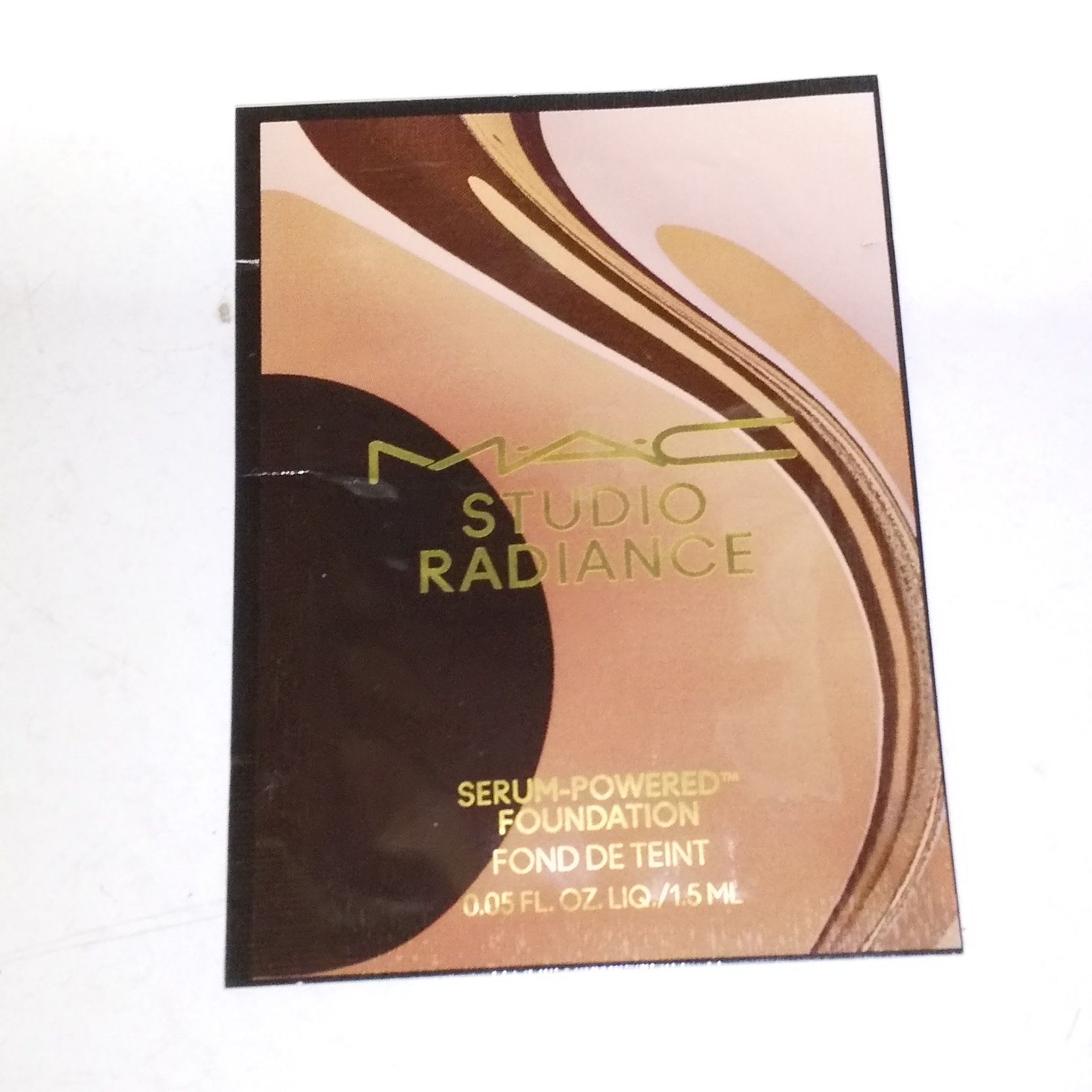 スタジオ ラディアンス セラム ファンデーション/M・A・C/リキッドファンデーションを使ったクチコミ（3枚目）