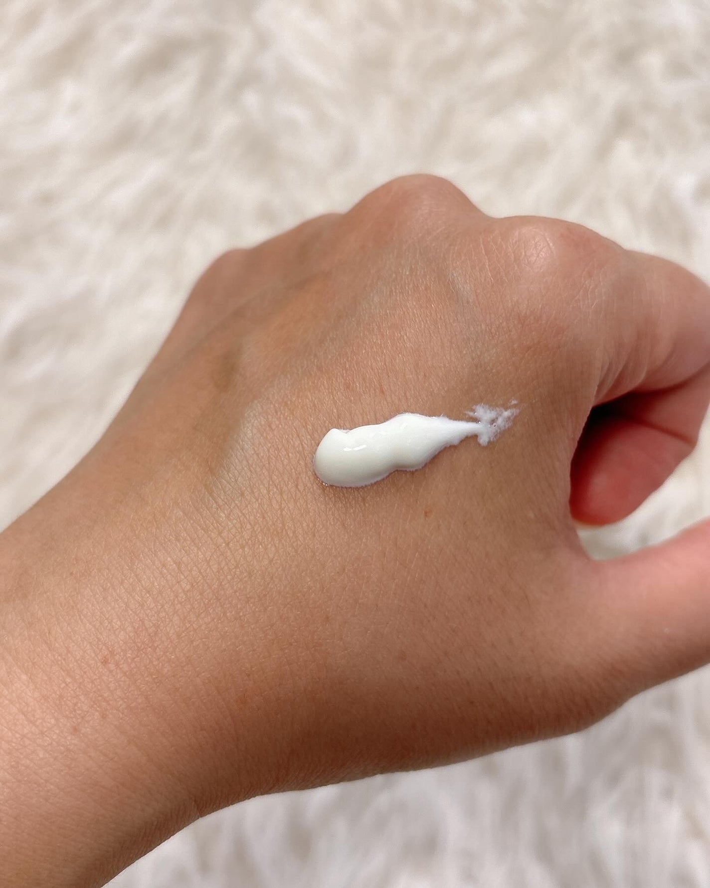 サミュ PHセンシティブサンクリーム/SAM'U/日焼け止めクリームを使ったクチコミ(2枚目)