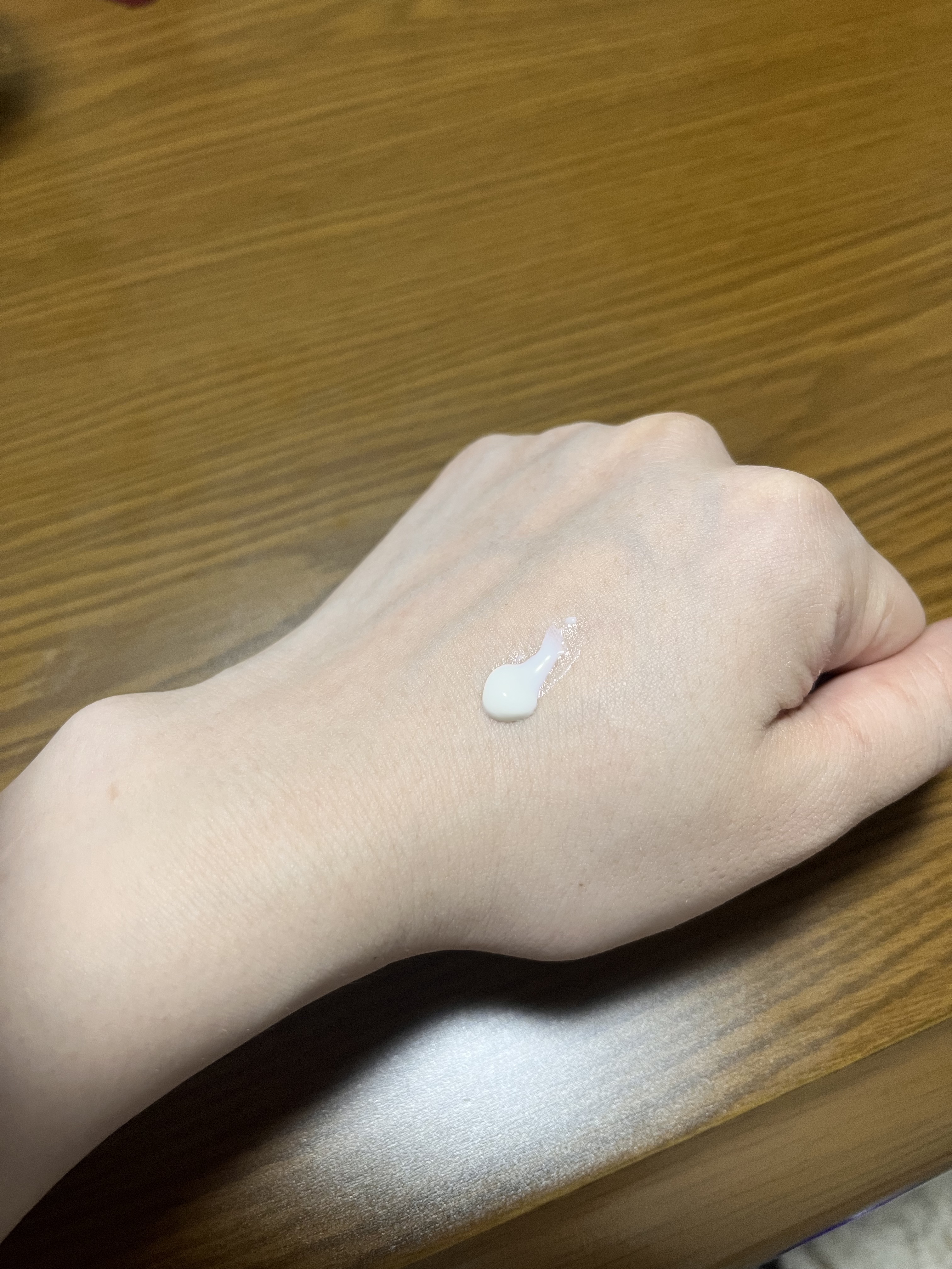 ポアブライトニングケアサンクリーム/celimax/日焼け止めクリームを使ったクチコミ（2枚目）