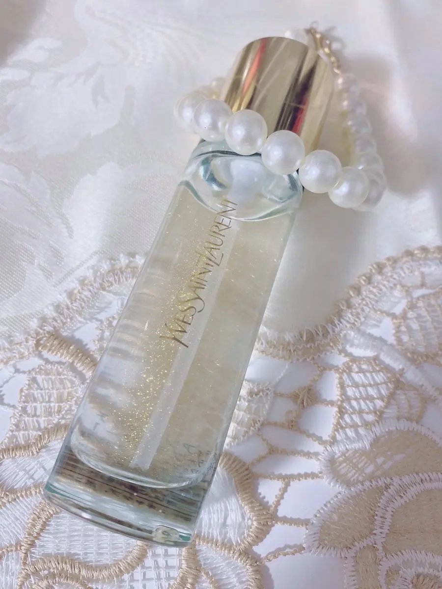 ラディアント タッチ ブラープライマー SILVER/YVES SAINT LAURENT BEAUTE/化粧下地を使ったクチコミ（1枚目）