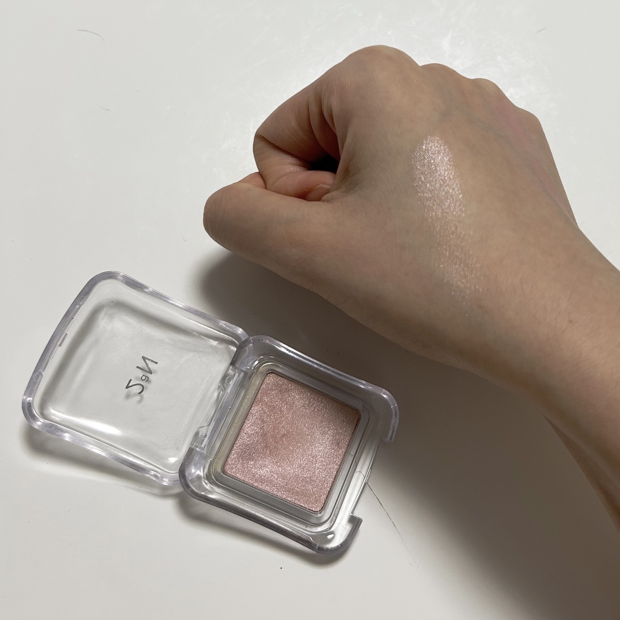 ピュアグラッシュ ハイライター/2aN/パウダーハイライトを使ったクチコミ（2枚目）