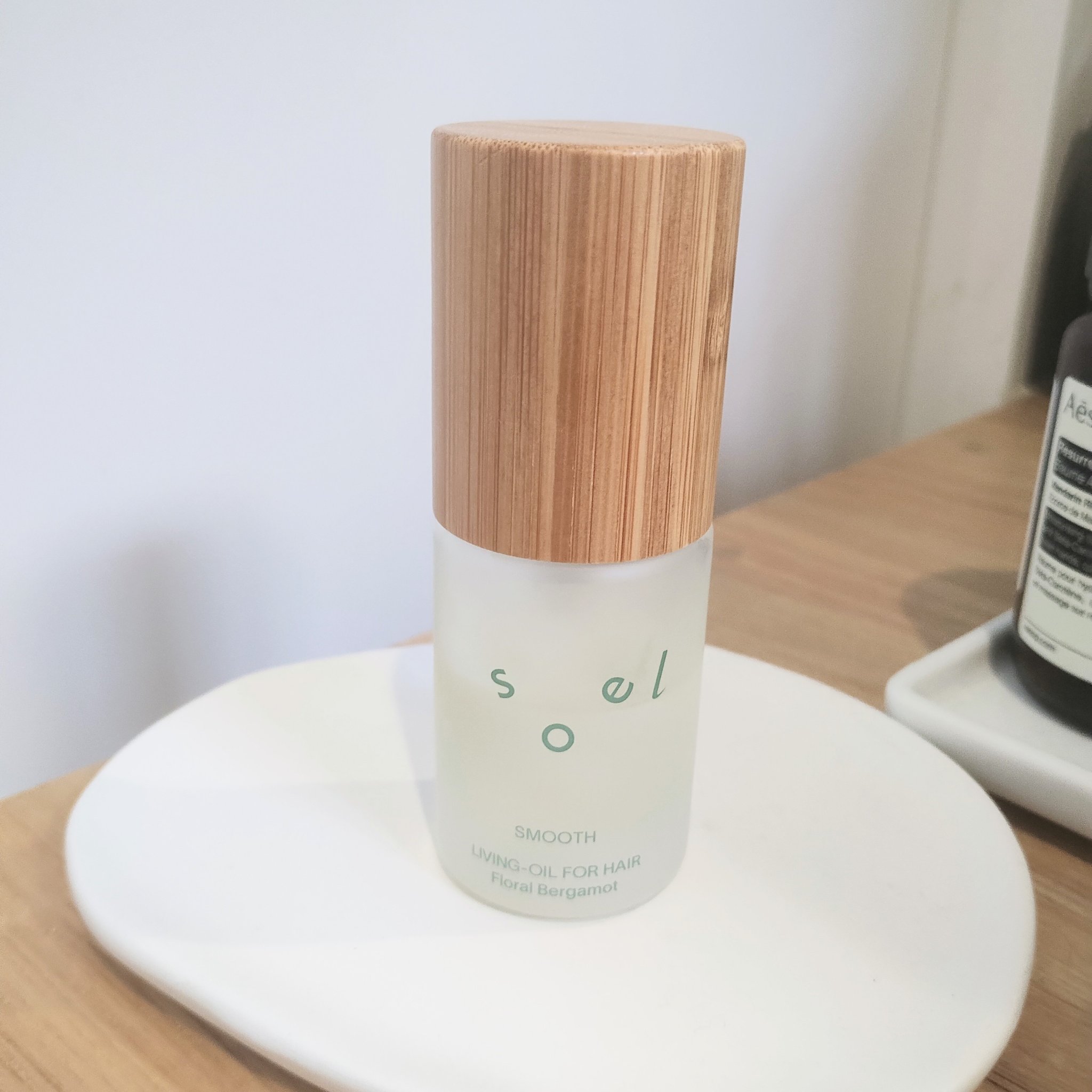 LIVING-OIL フォーヘア サンダルウッドシトラス モイスト/soel/ヘアオイルを使ったクチコミ（1枚目）