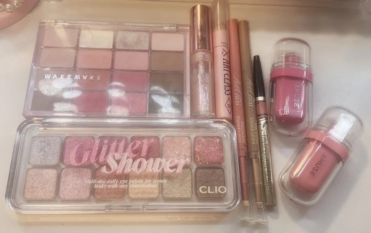 ソフトブラーリングアイパレット/wakemake/アイシャドウパレットを使ったクチコミ(2枚目)