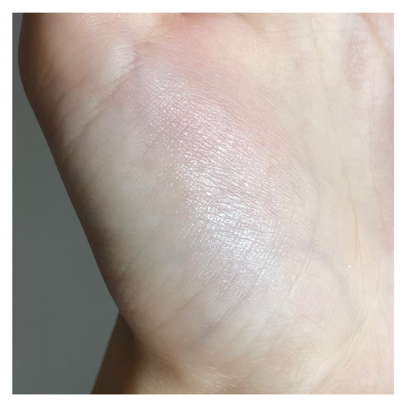 ヴィーガンリップバーム クラシック/カミール/リップケアを使ったクチコミ(2枚目)