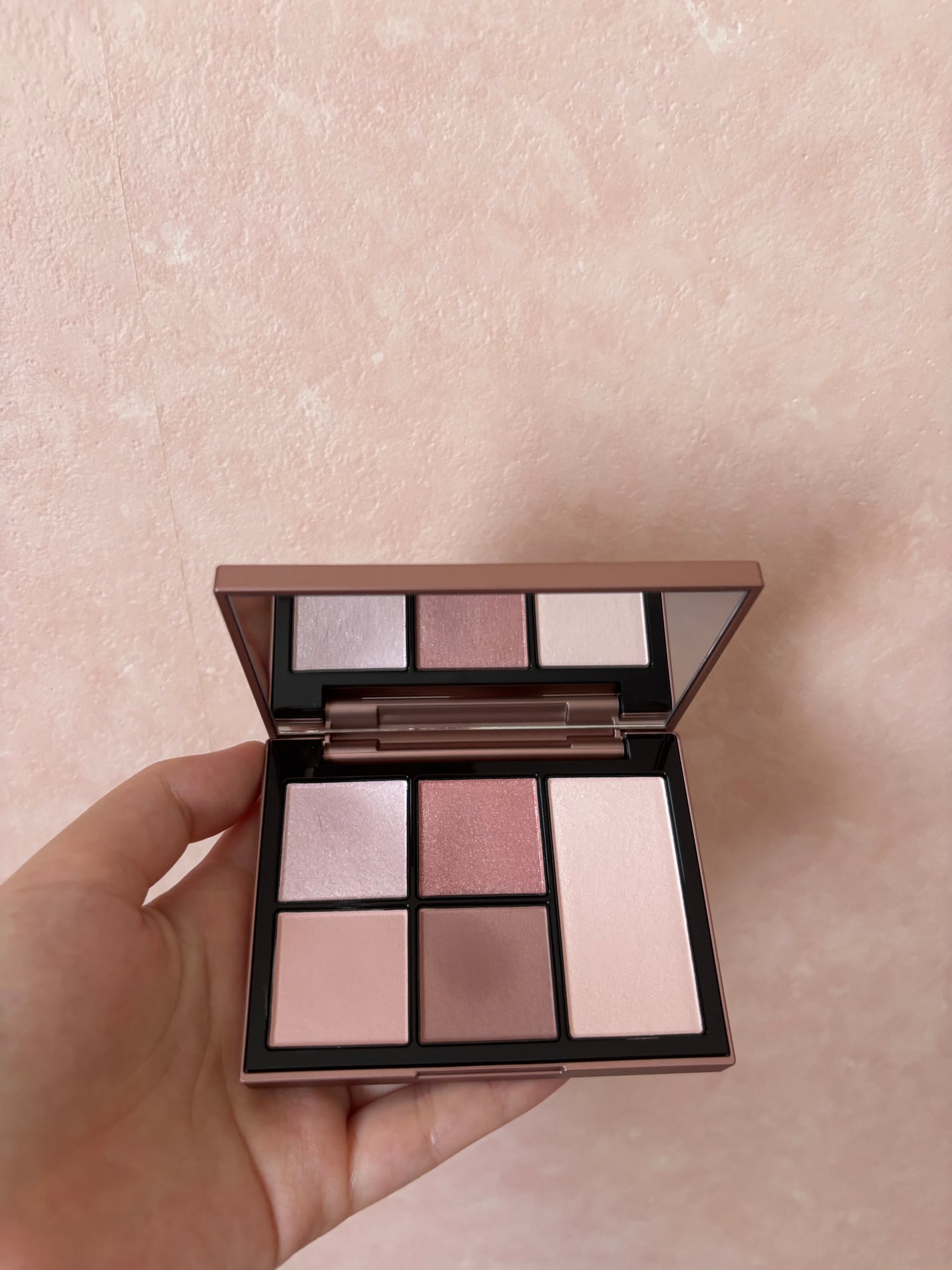 フェイススタイリスト n/SNIDEL BEAUTY/アイシャドウパレットを使ったクチコミ(1枚目)