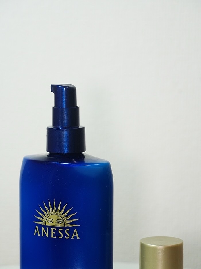 アネッサ　スキンセラム<医薬部外品>/アネッサ/フェイスクリームを使ったクチコミ（3枚目）