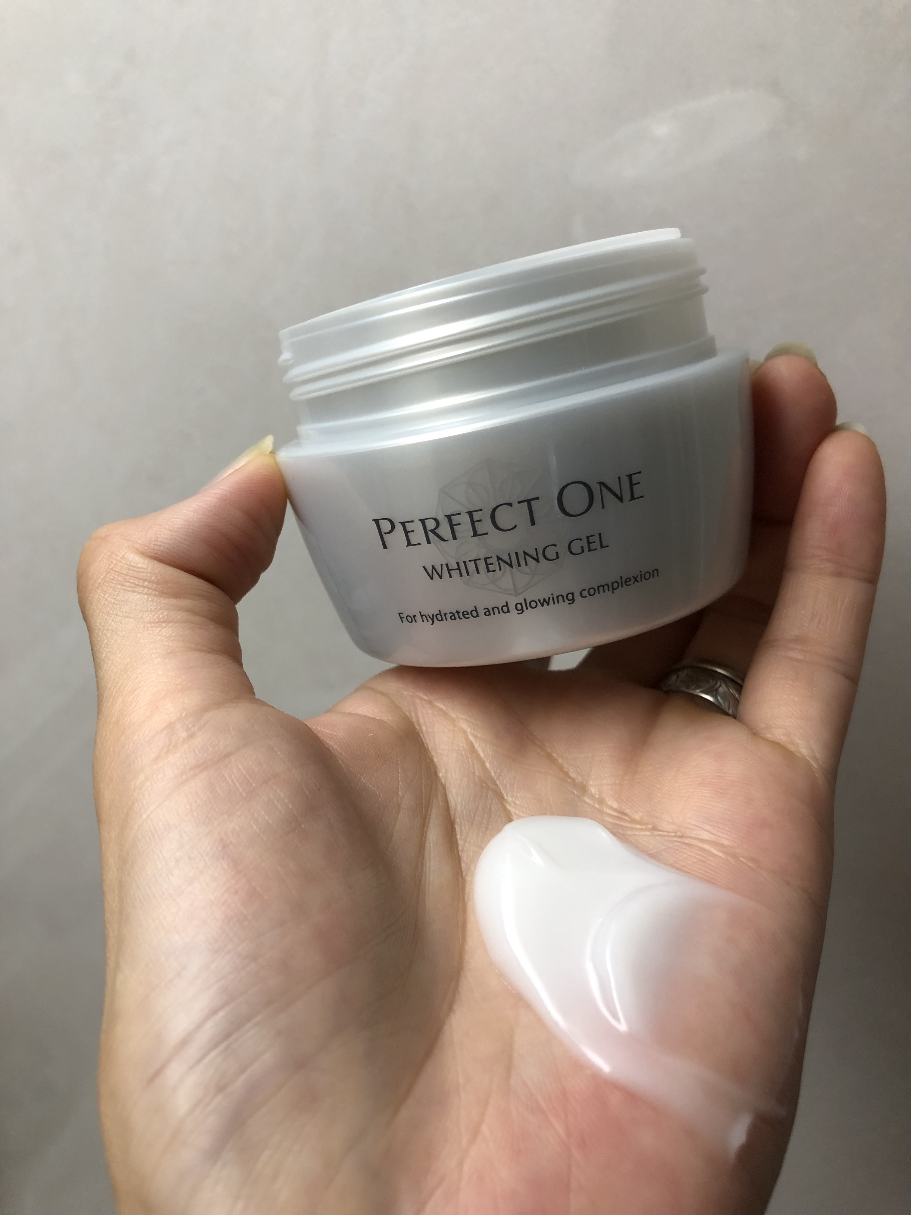 パーフェクトワン ホワイトニングジェル u0026 ハンドクリーム PERFECT ONE - パーフェクトワン SPプレミアムヘア\u0026ハンドクリーム 60g