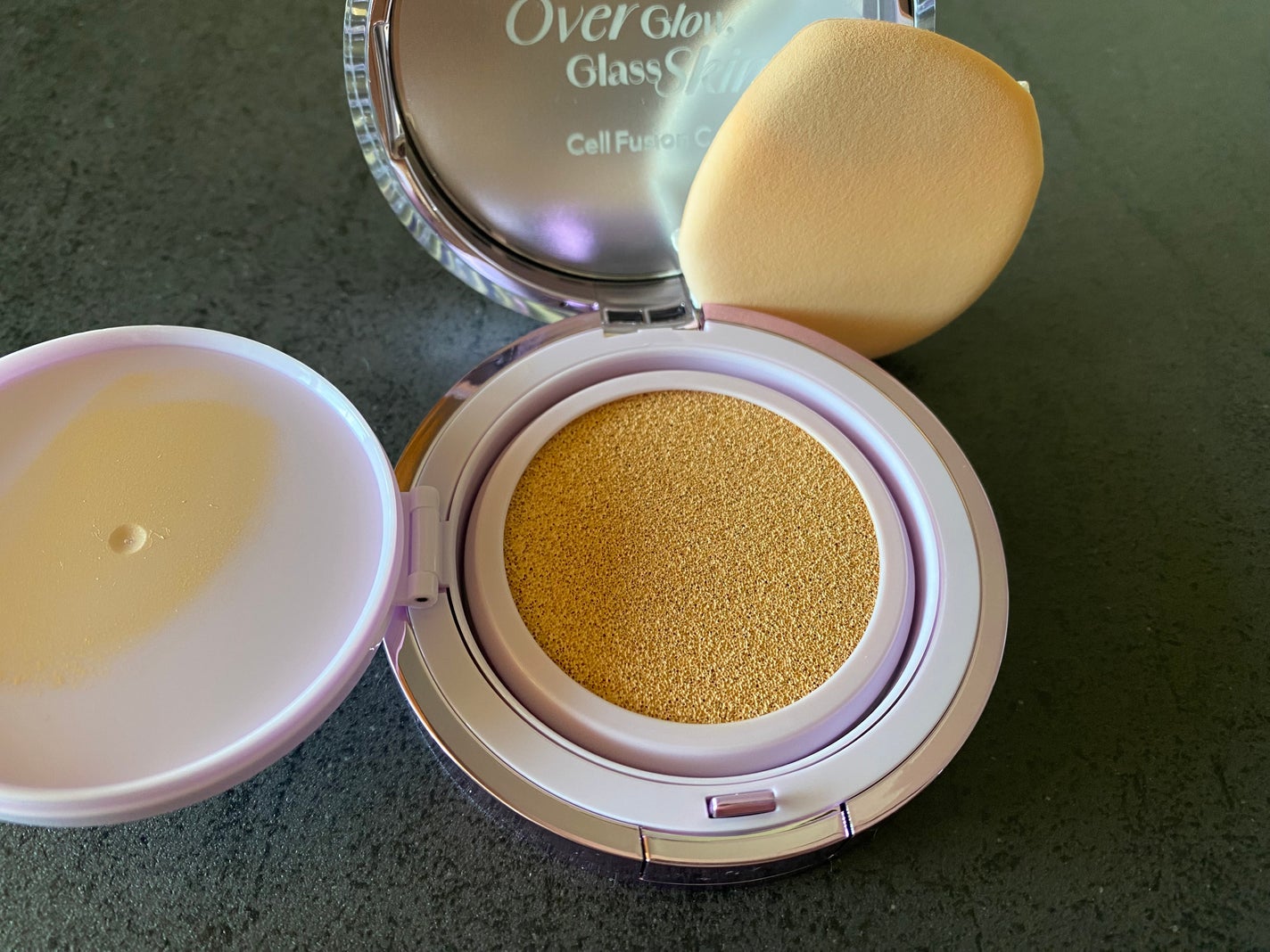 グラススキンクッション/Cell Fusion C(セルフュージョンシー)/クッションファンデーションを使ったクチコミ(4枚目)