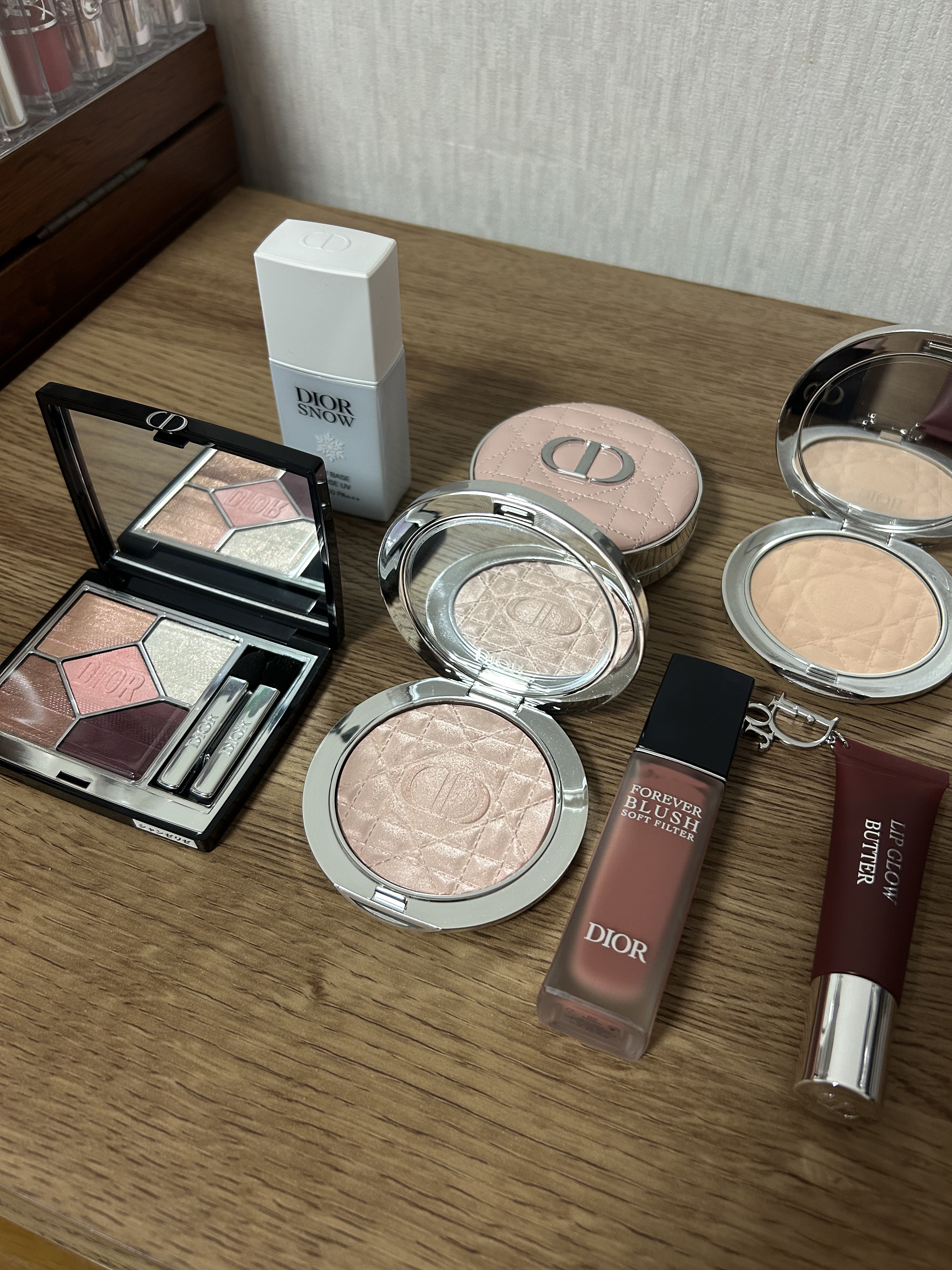 ディオールスキン フォーエヴァー ヌード マット フィルター/Dior/フェイスパウダーを使ったクチコミ（2枚目）