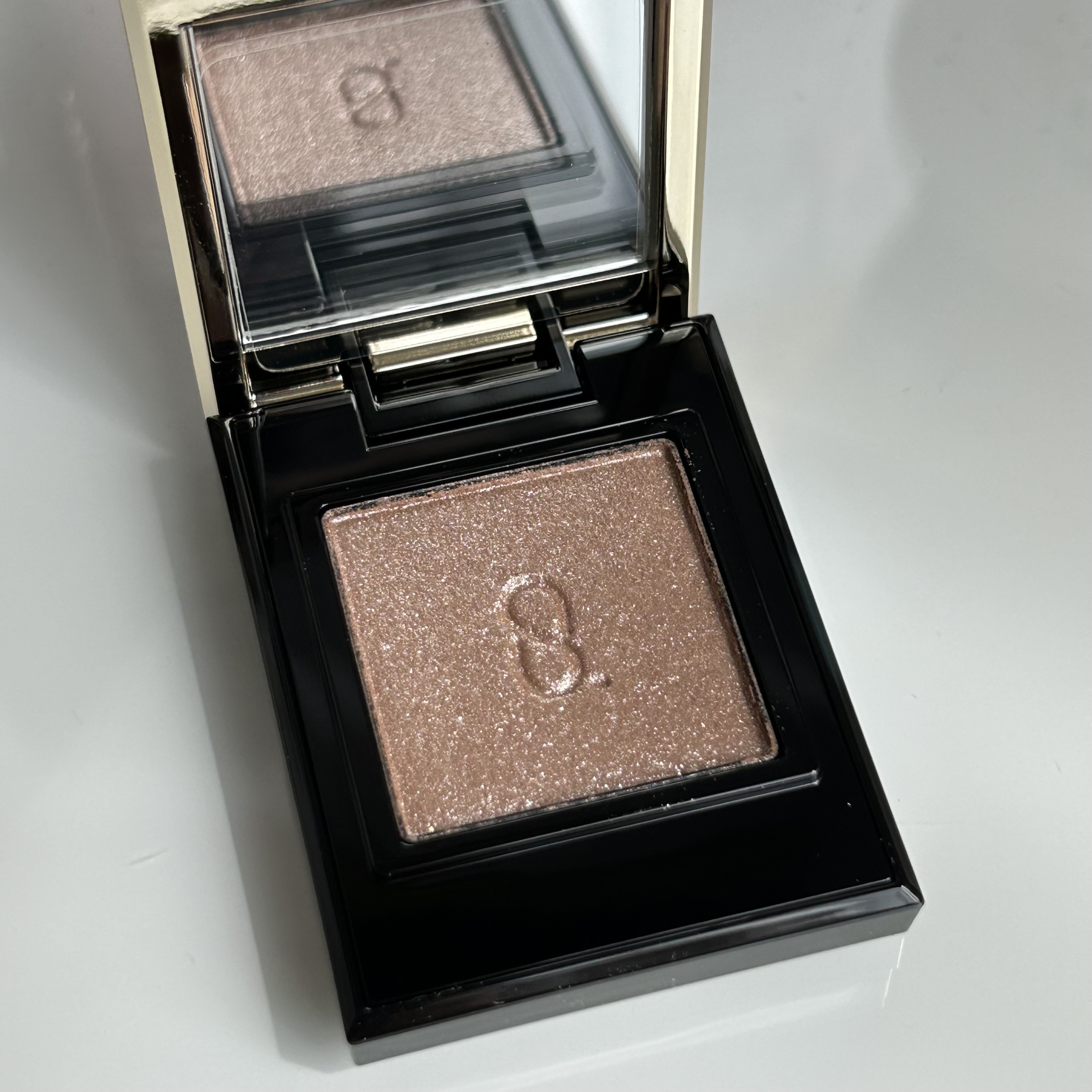 モノ ルック アイズ/SUQQU/単色アイシャドウを使ったクチコミ（2枚目）