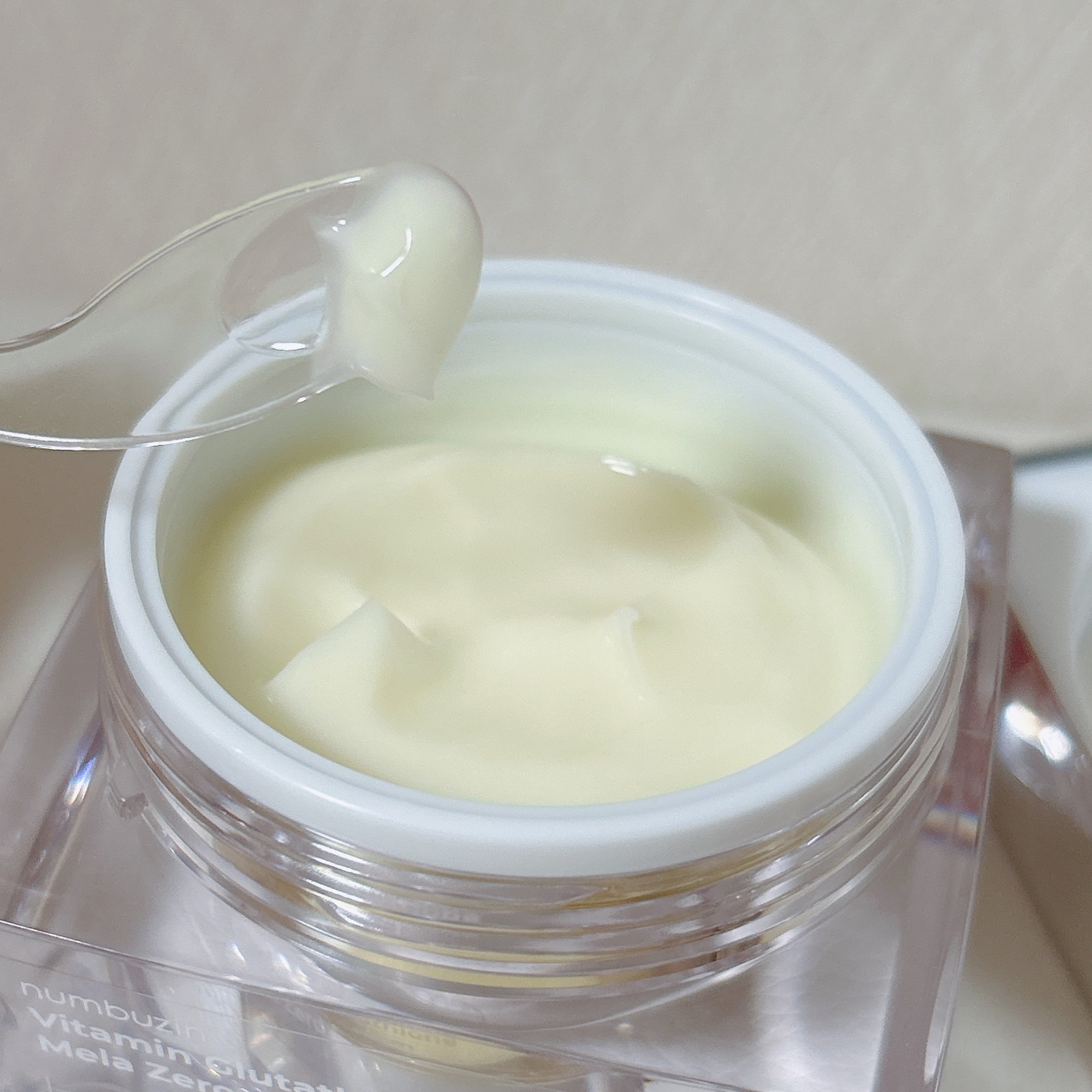 5番 白玉グルタチオンCメラゼロクリーム/numbuzin/フェイスクリームを使ったクチコミ（2枚目）