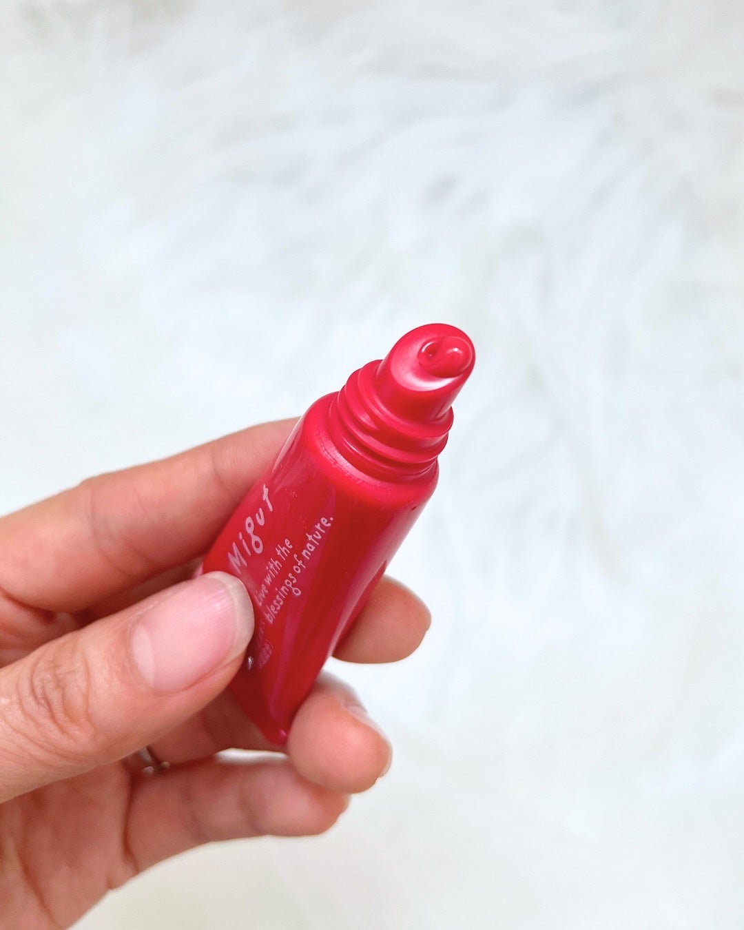 ミギュット ふっくらエッセンスリップ/ミギュット/リップ美容液を使ったクチコミ(4枚目)