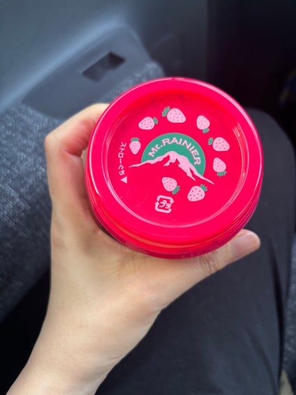 ぷぅぴぃ《紫コス部💜💗》 on LIPS 「🍓🍓🍓🍓🍓🍓🍓🍓🍓🍓🍓🍓🍓🍓森永乳業マウントレーニアクリーミー..」(4枚目)