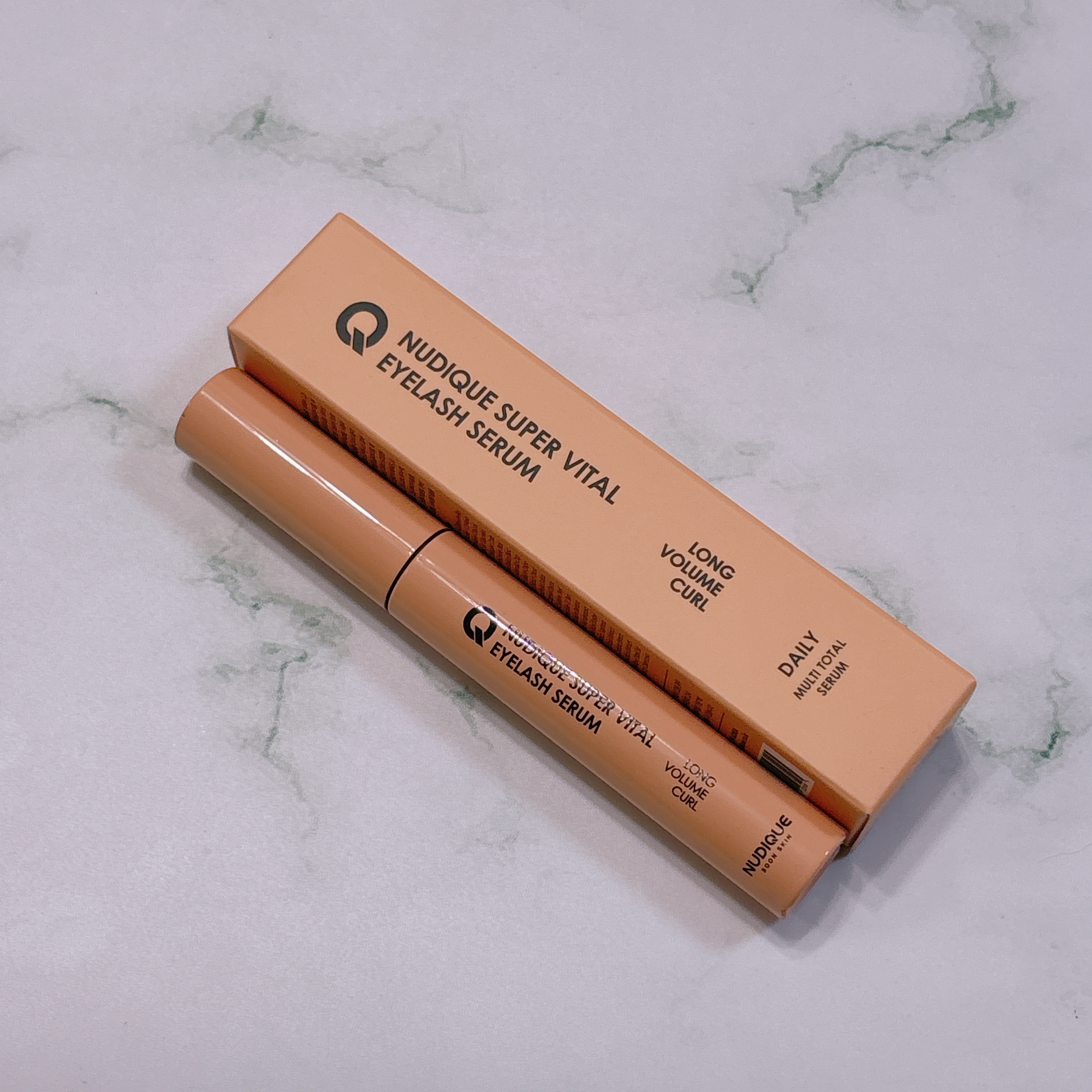 スーパーバイタルアイラッシュセラム/NUDIQUE/まつげ美容液を使ったクチコミ（3枚目）