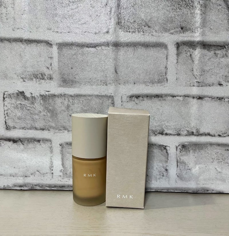 RMK リクイドファンデーション フローレスカバレッジ/RMK/リキッドファンデーションを使ったクチコミ（1枚目）