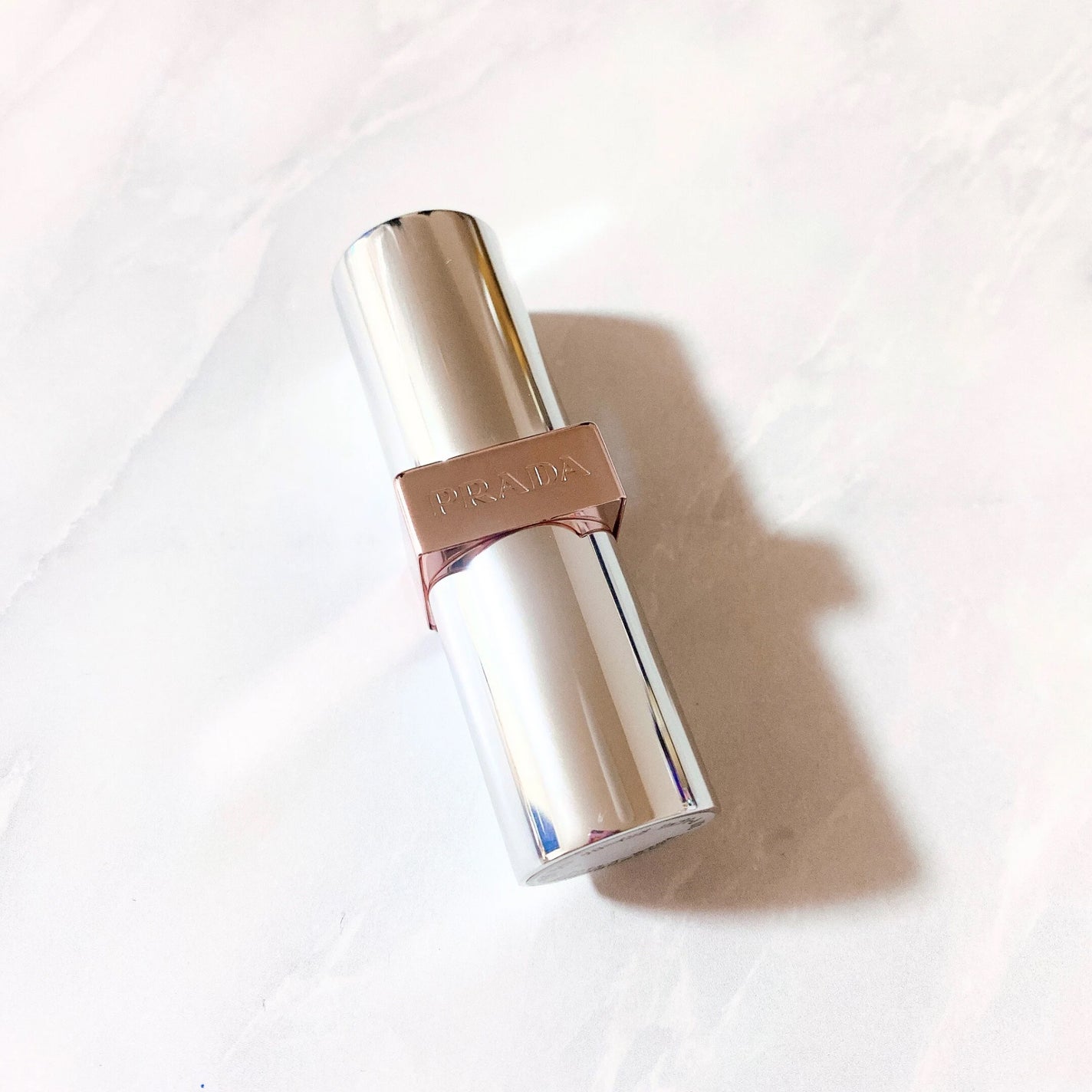 プラダ ライト グローイング リップバーム/PRADA BEAUTY/リップバームを使ったクチコミ(5枚目)