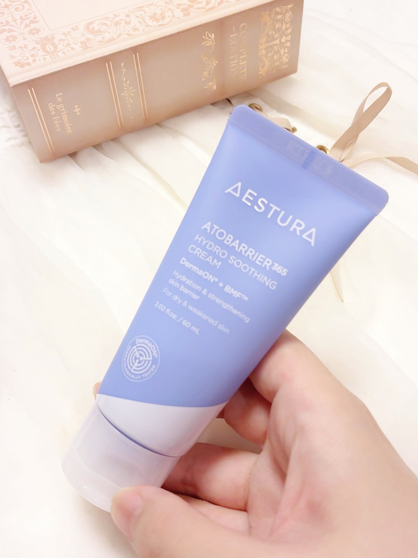 AESTURA アトバリア365 ハイドロクリーム のクチコミ「アトバリア365 クリーム

水分チャージクリーム
使いやすいチューブタイプ

なめらかなジェ.....」（1枚目）