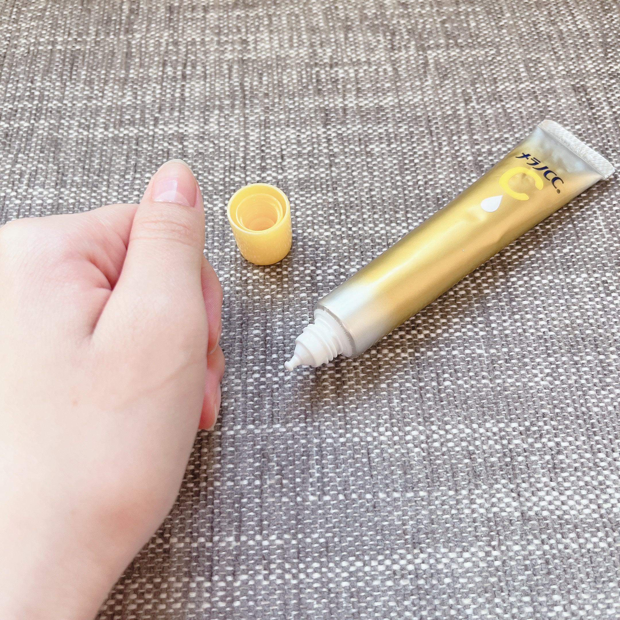 薬用しみ集中対策 プレミアム美容液/メラノCC/美容液を使ったクチコミ（2枚目）