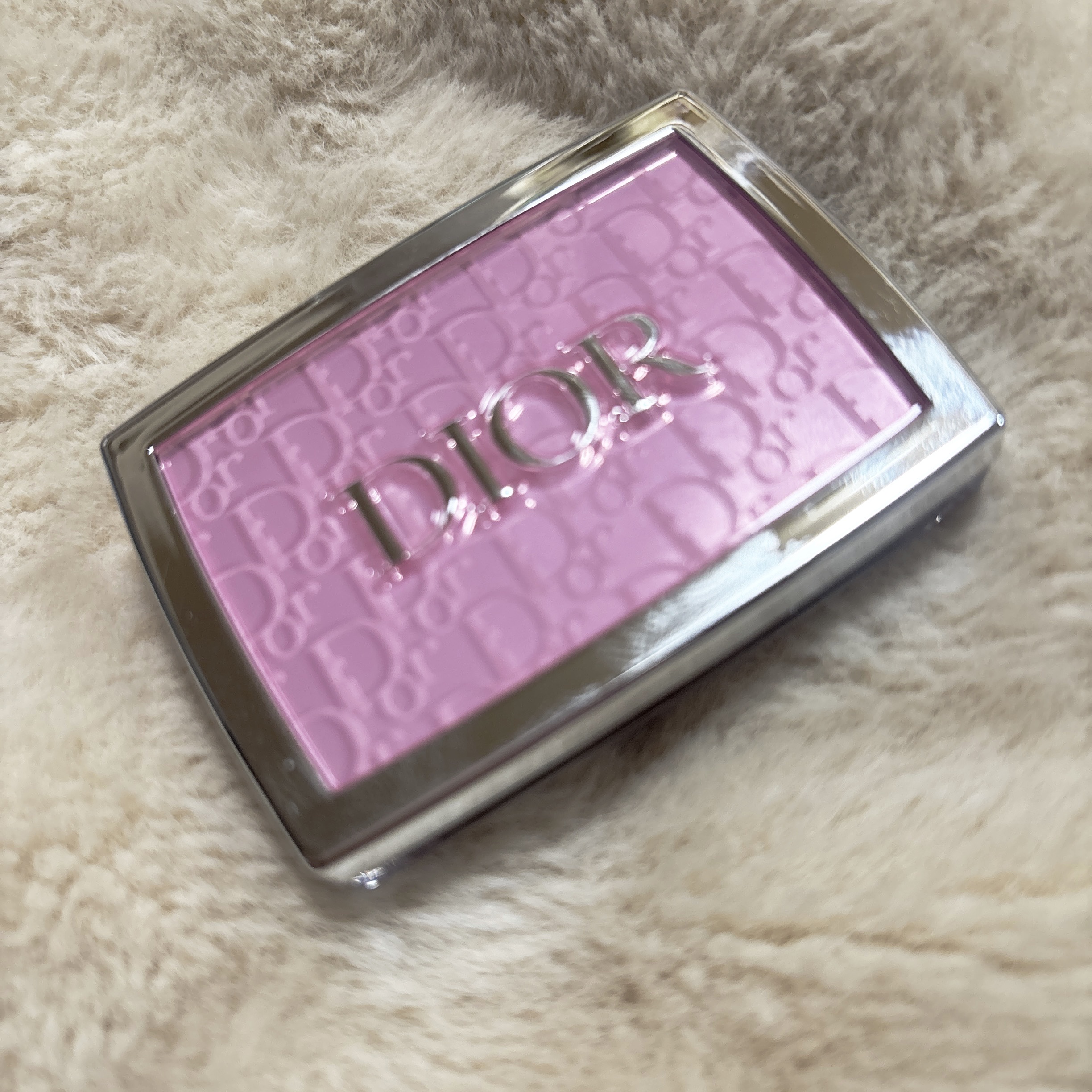 ロージー グロウ/Dior/パウダーチークを使ったクチコミ（2枚目）