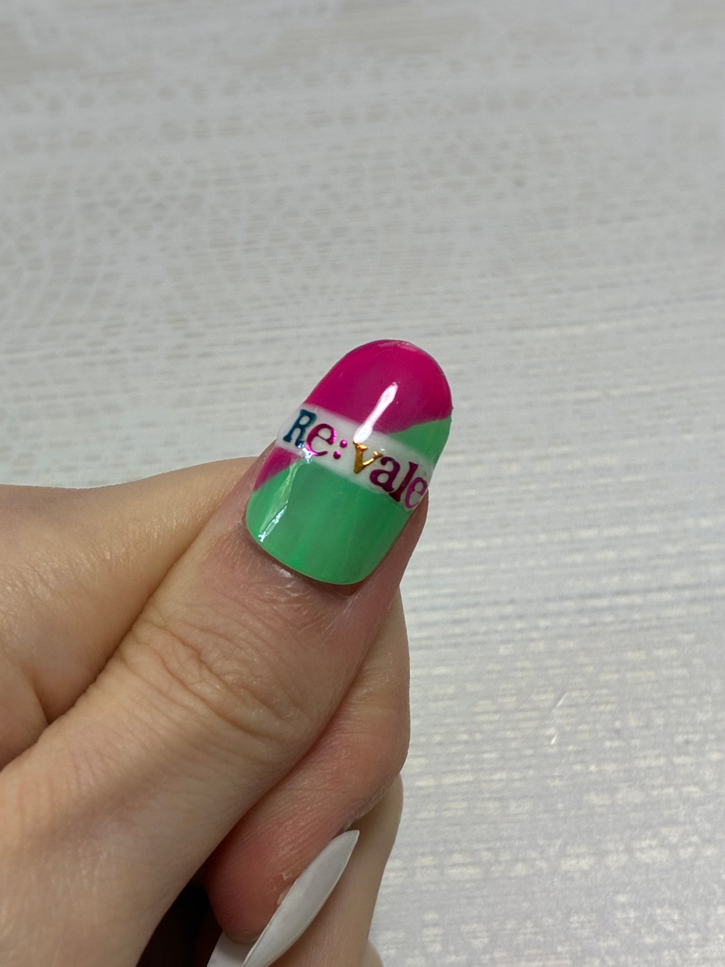 ジェルネイル(ライト対応)/セリア/ジェルネイルを使ったクチコミ(3枚目)