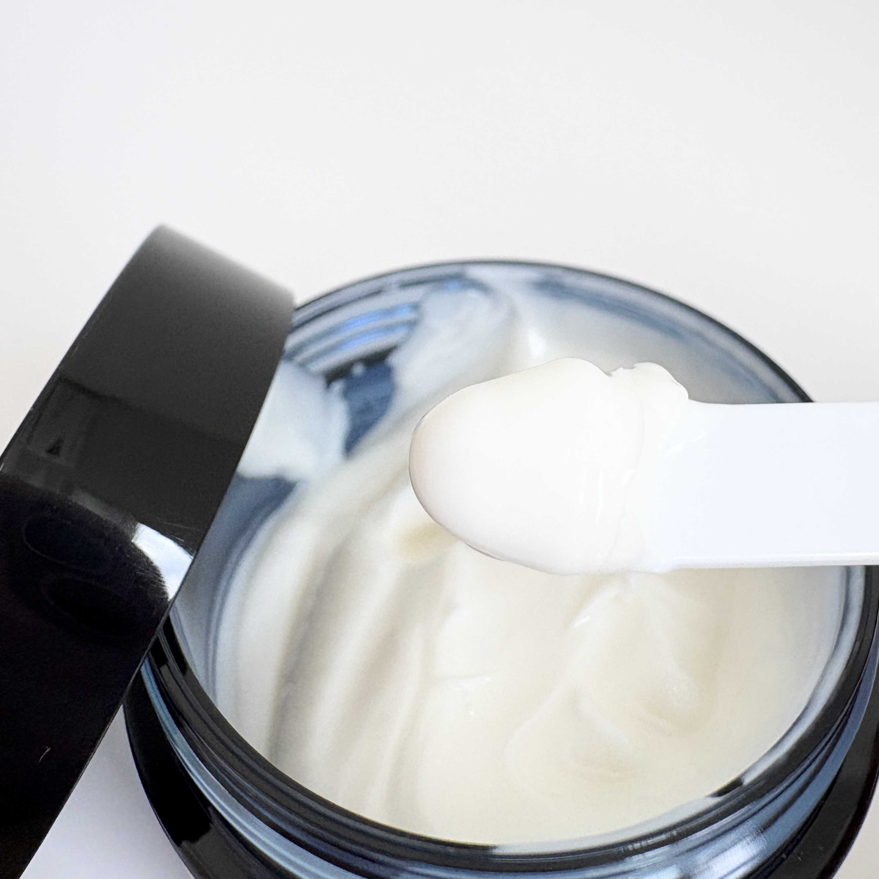 ヨル スキン オーバーナイトクリーム モイスト/YOLU/フェイスクリームを使ったクチコミ（2枚目）