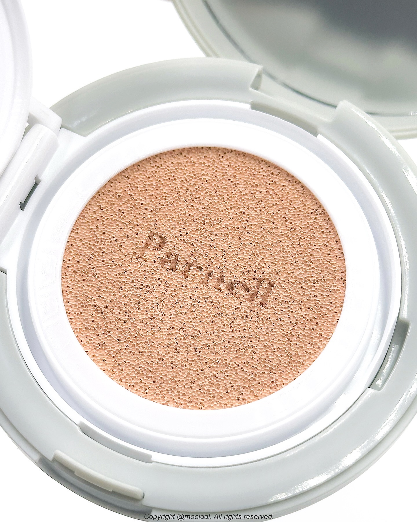 シカマヌ　セラム　イン　マット　クッション/parnell/クッションファンデーションを使ったクチコミ（3枚目）