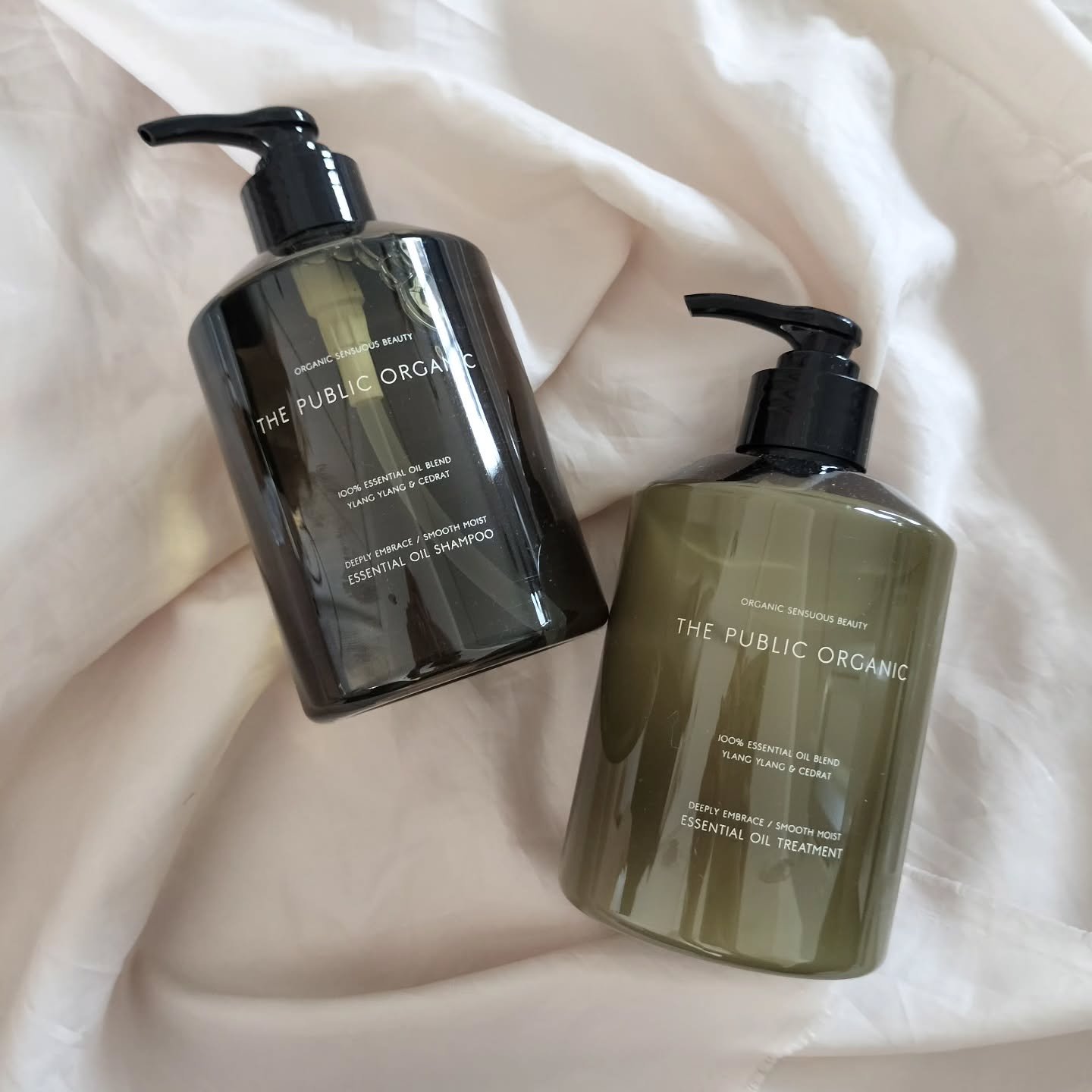 ディープリーエンブレイス スムースモイスト 精油シャンプー/精油トリートメント/THE PUBLIC ORGANIC/市販シャンプーを使ったクチコミ（1枚目）