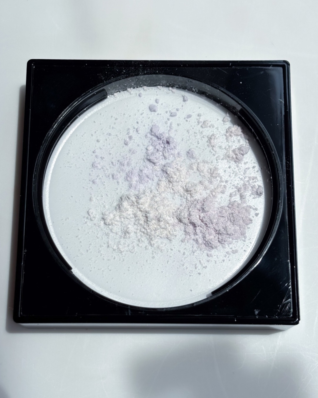 プリズム・リーブル/GIVENCHY/ルースパウダーを使ったクチコミ（3枚目）