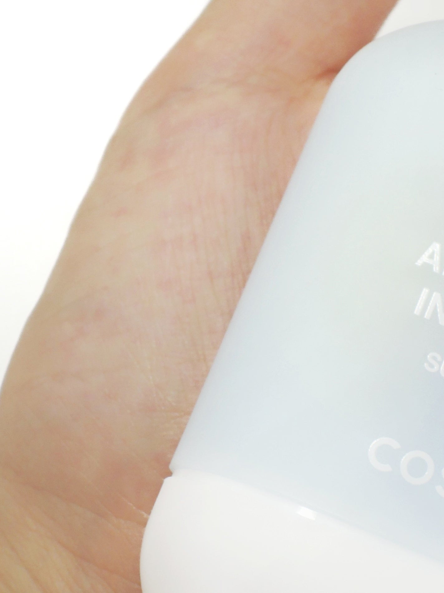 エアリーライト 透明UVスティック/COSRX/日焼け止めスティックを使ったクチコミ(4枚目)