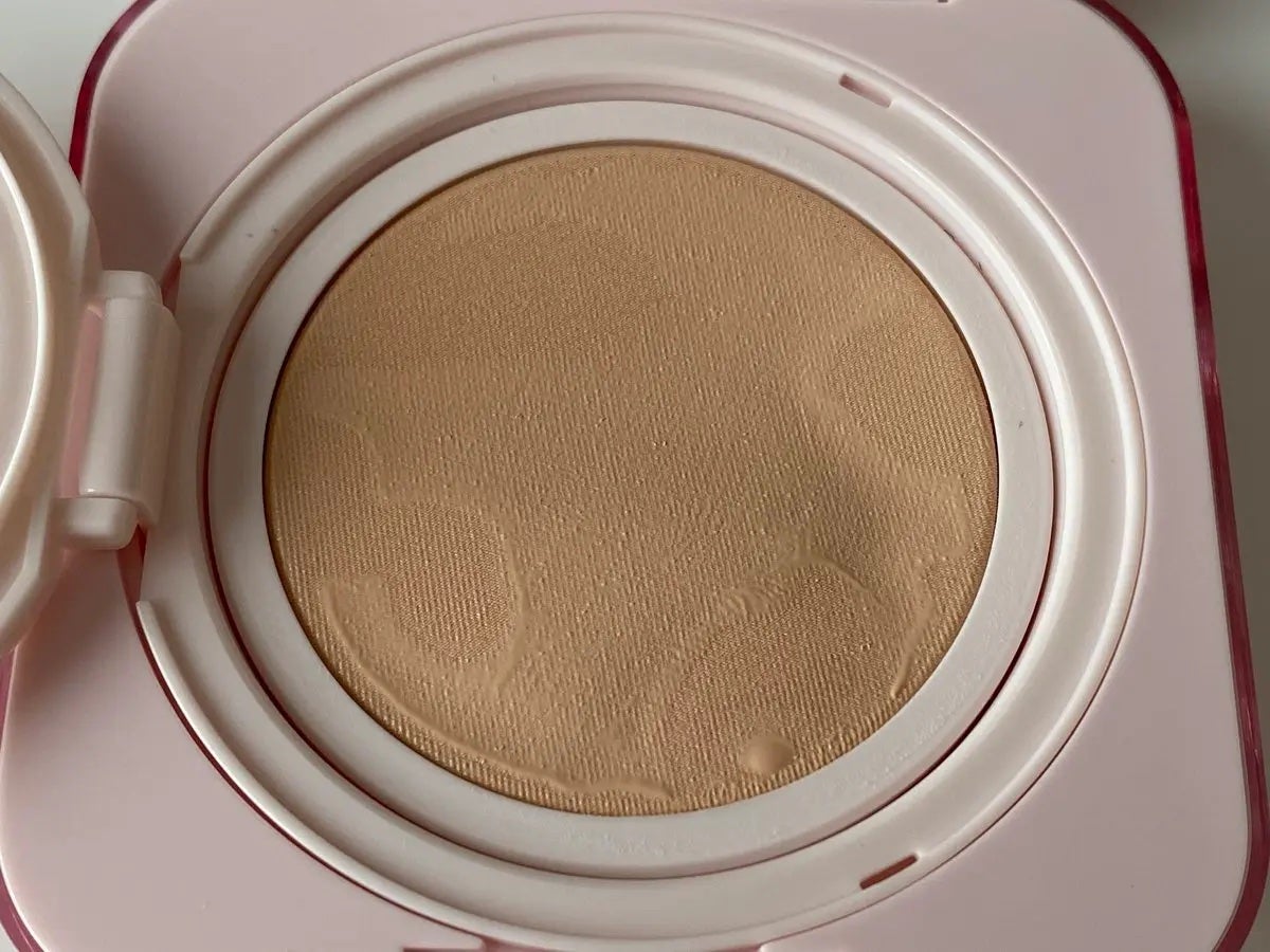 キルカバー メッシュ グロウ エッセンシャル クッション/CLIO/クッションファンデーションを使ったクチコミ(2枚目)