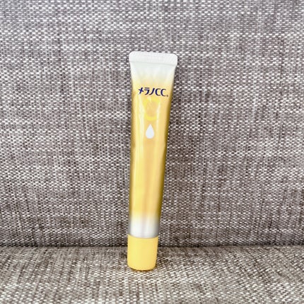 薬用しみ集中対策 プレミアム美容液/メラノCC/美容液を使ったクチコミ(4枚目)