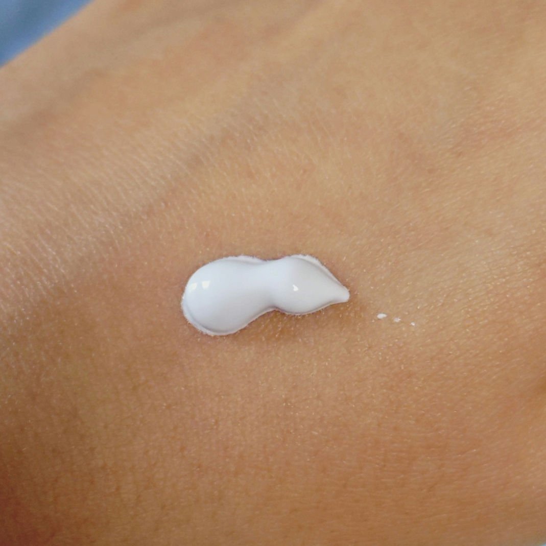 [R4] ウルトラスージングサンメイクアップベース/ダーマファーム/日焼け止めクリームを使ったクチコミ（2枚目）