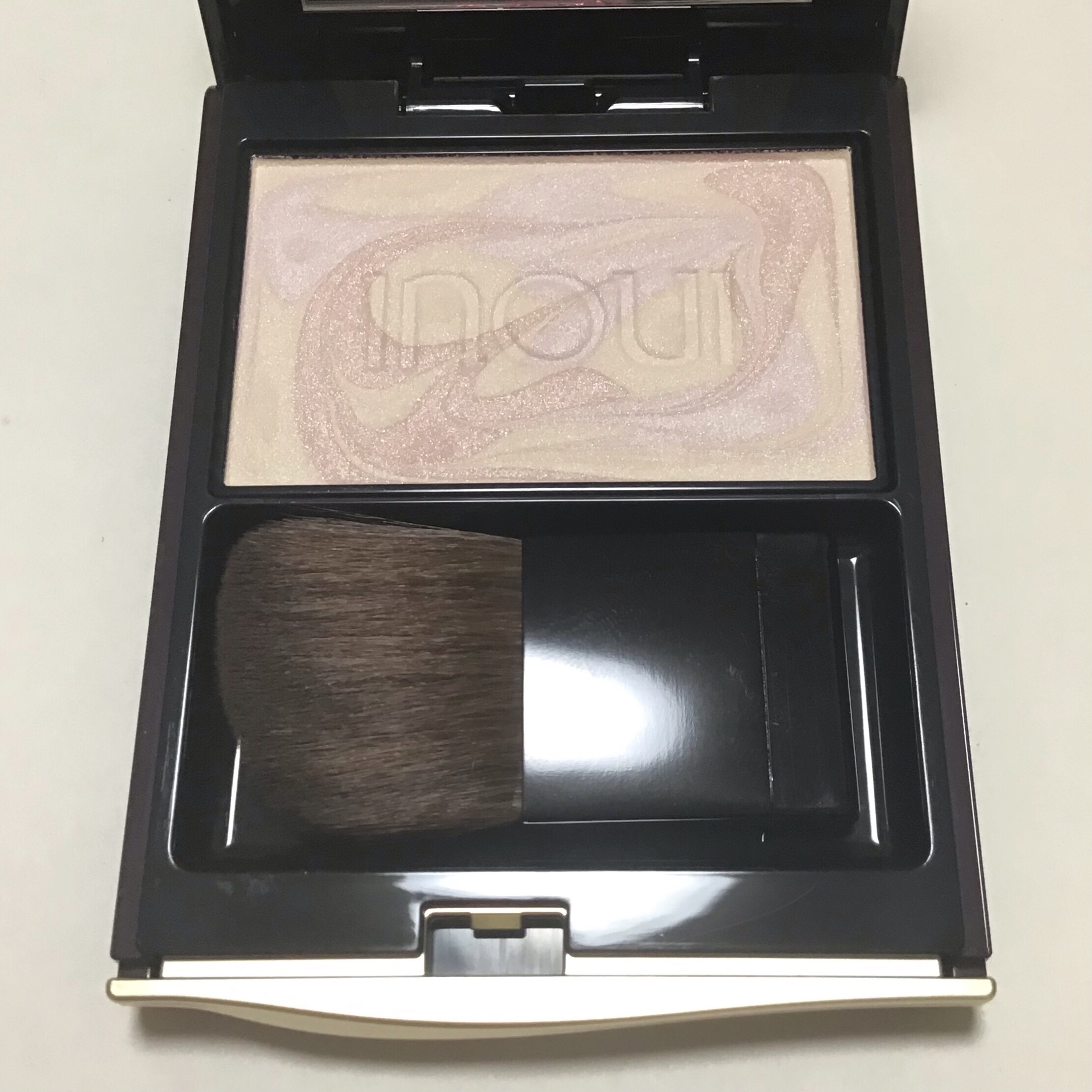 インウイ プレストパウダー｜INOUIの使い方を徹底解説 - inouiから商品