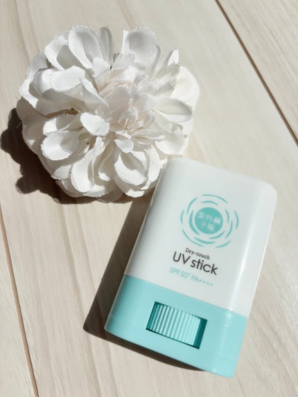 紫外線予報 さらさらUVスティックF/紫外線予報/日焼け止めスティックを使ったクチコミ(5枚目)
