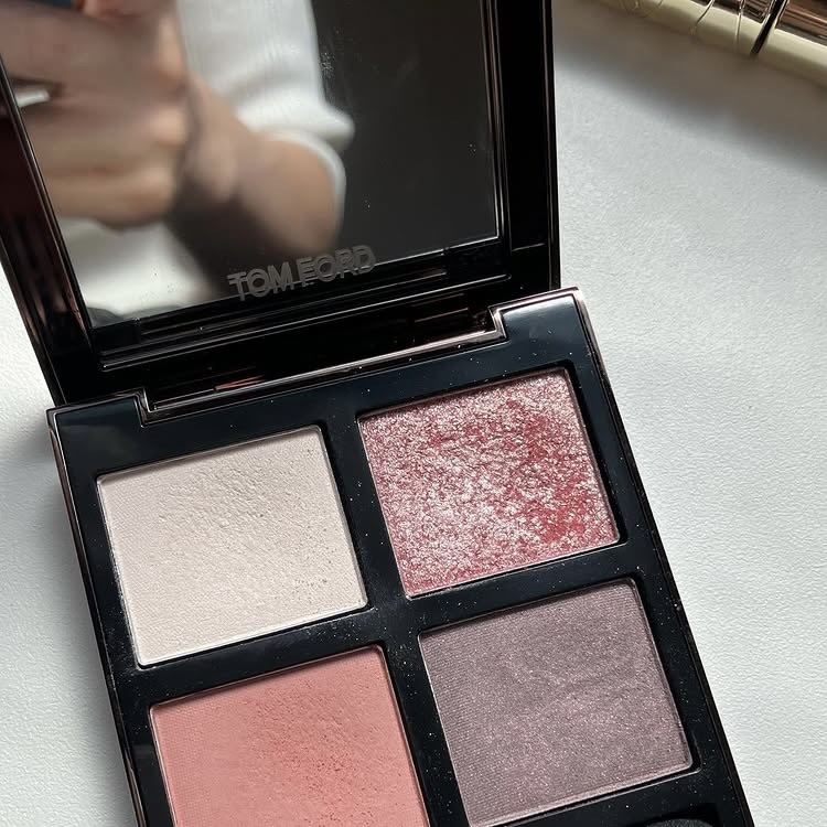 アイ カラー クォード/TOM FORD BEAUTY/アイシャドウパレットを使ったクチコミ（2枚目）