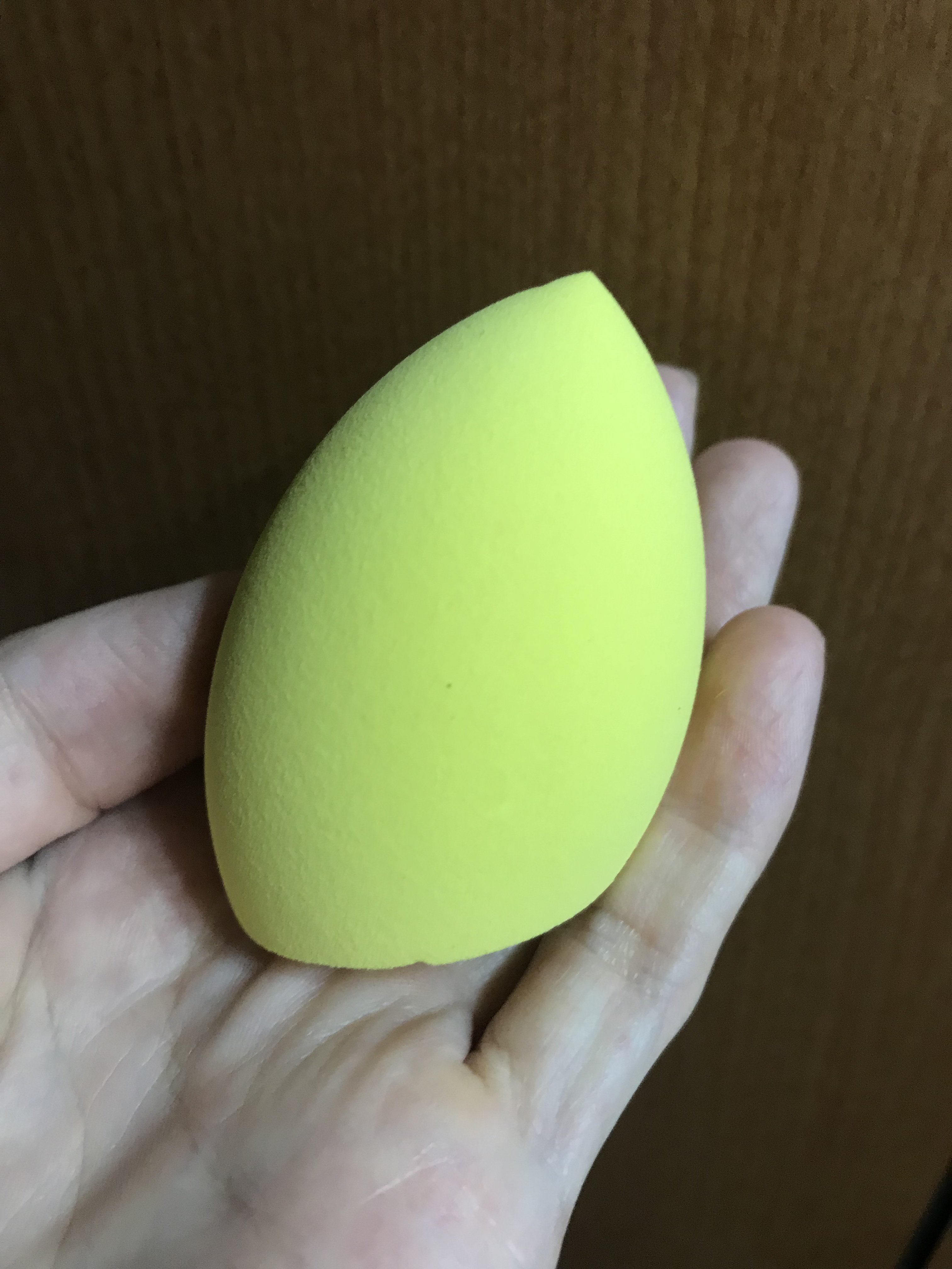 メイクアップパフ（ビタミンC配合）/DAISO/パフ・スポンジを使ったクチコミ（2枚目）