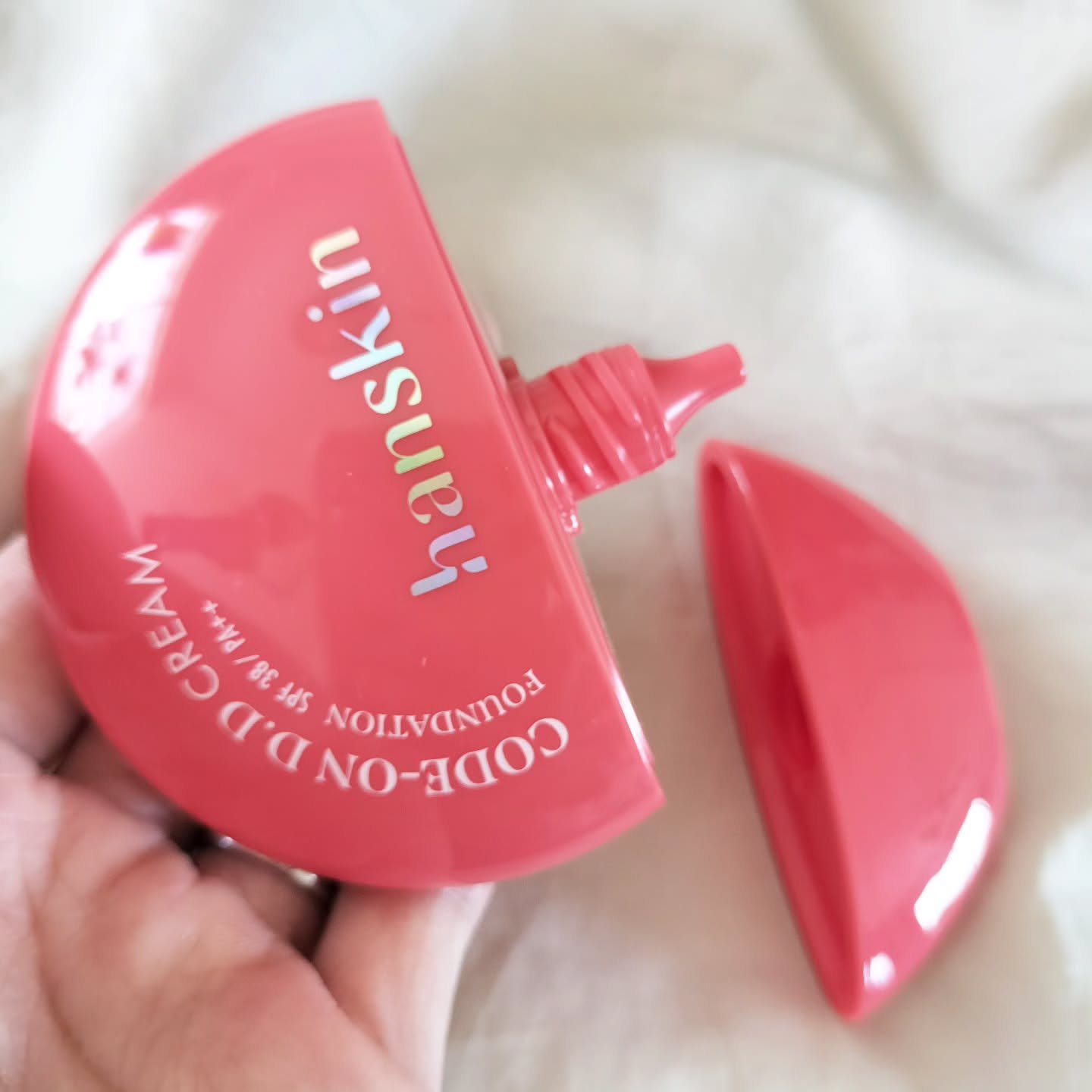 CODEON DDクリームファンデーション/ハンスキン/クリーム・エマルジョンファンデーションを使ったクチコミ（2枚目）