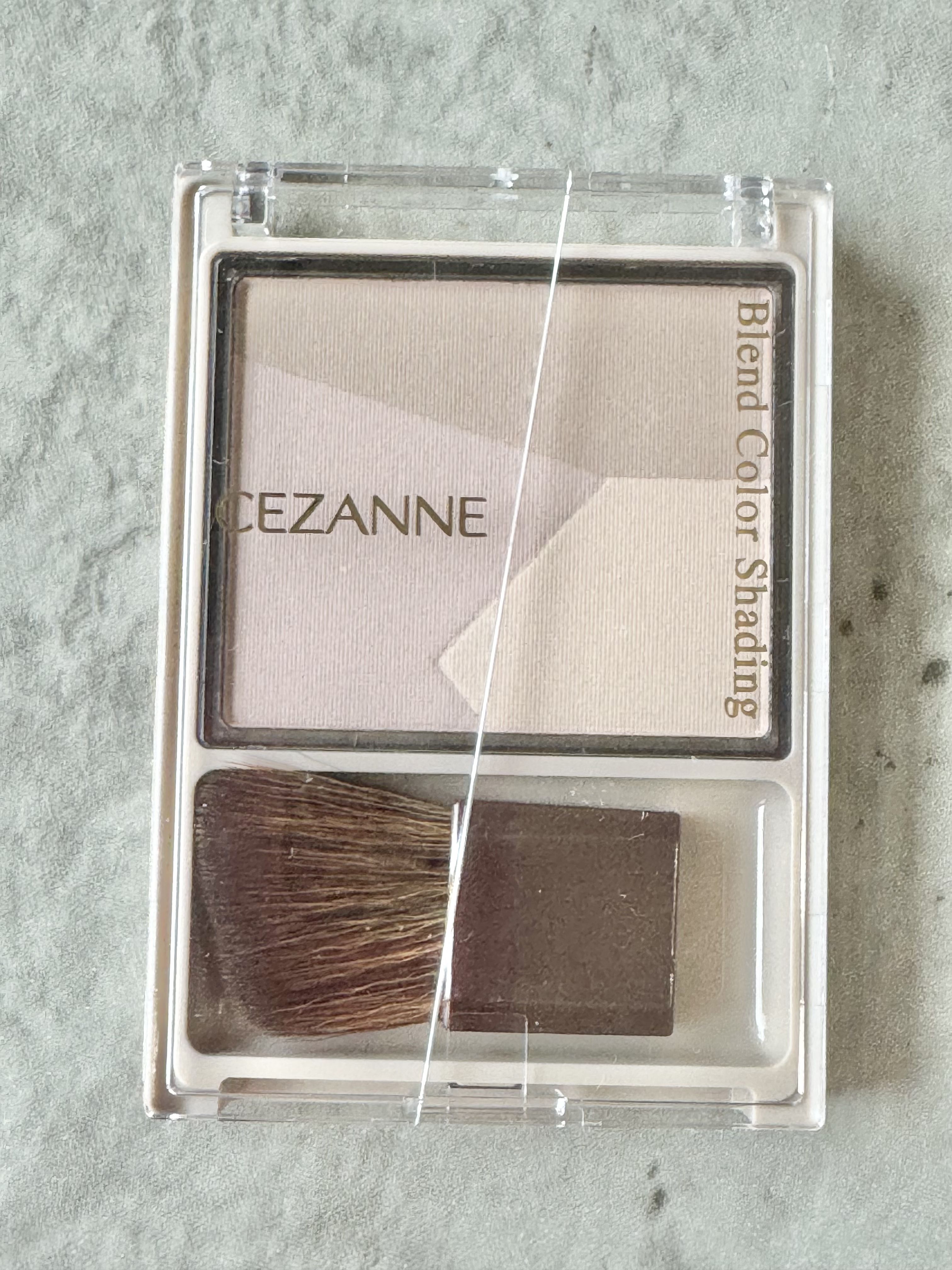 ブレンドカラーシェーディング/CEZANNE/シェーディングを使ったクチコミ（1枚目）