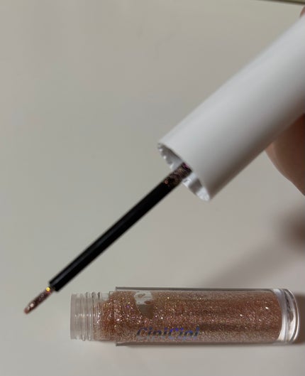 シピシピ グリッター イルミネーションライナー S/CipiCipi/リキッドアイライナーを使ったクチコミ(4枚目)