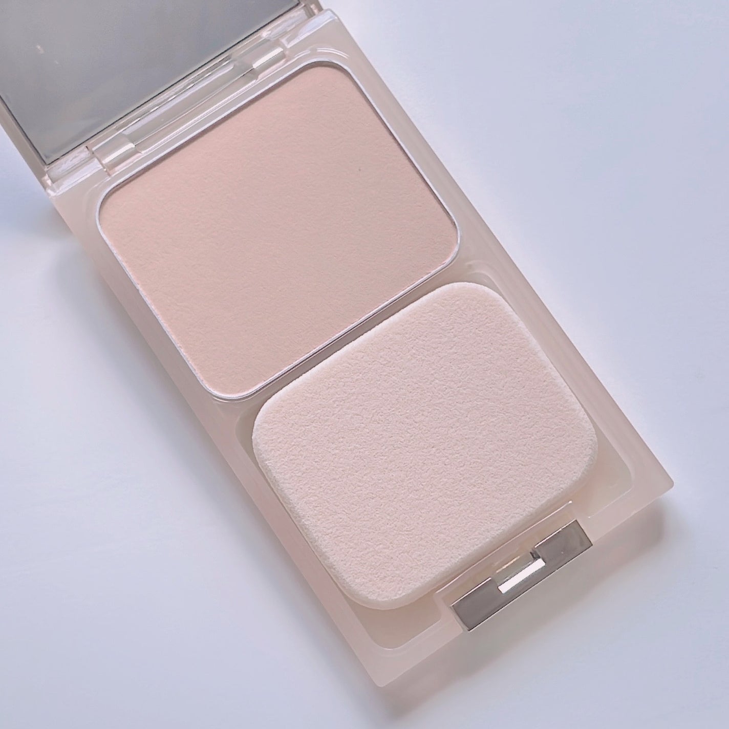 フェザライズオン パウダー/excel/パウダーファンデーションを使ったクチコミ(3枚目)