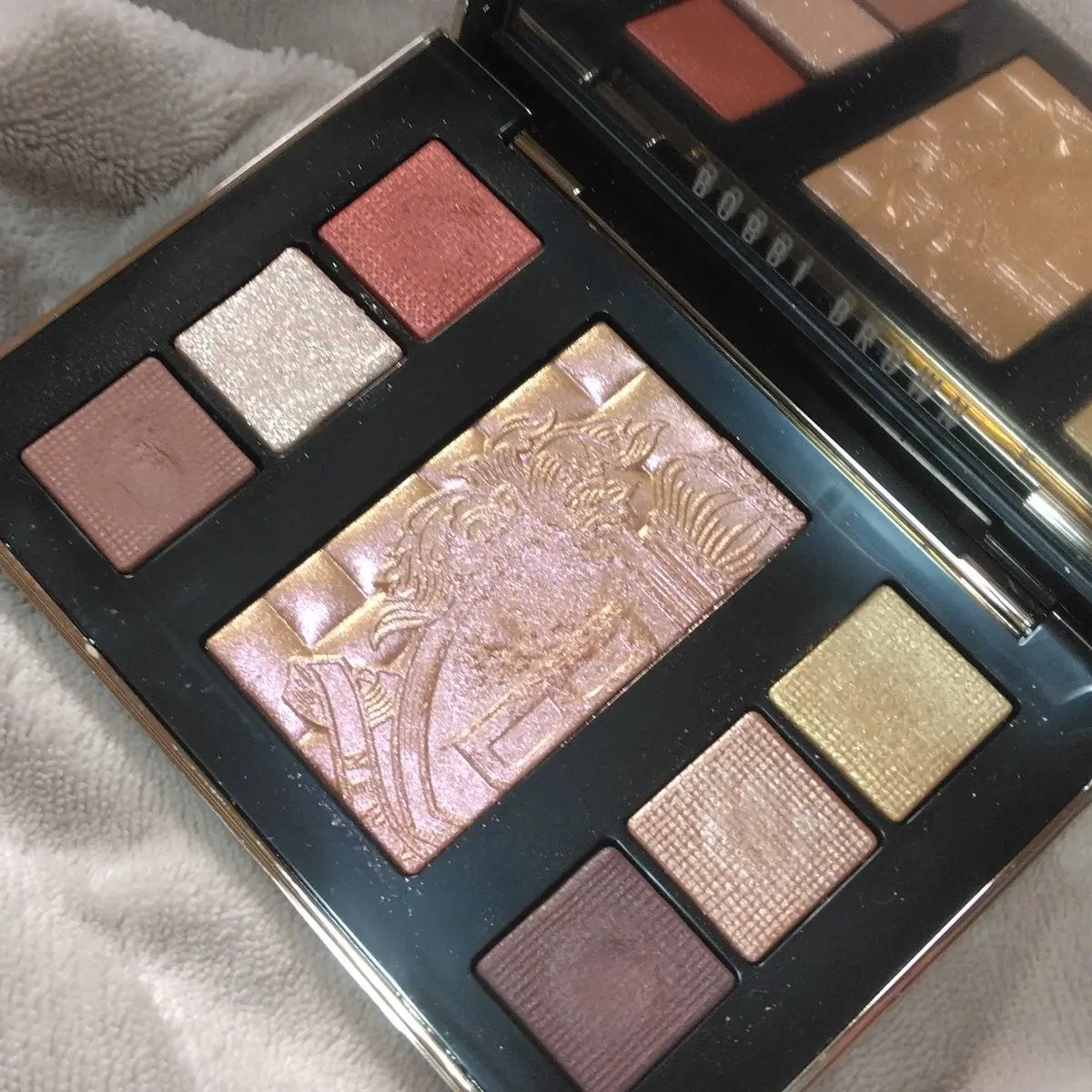 リュクス アイ & チーク パレット/BOBBI BROWN/アイシャドウパレットを使ったクチコミ(1枚目)