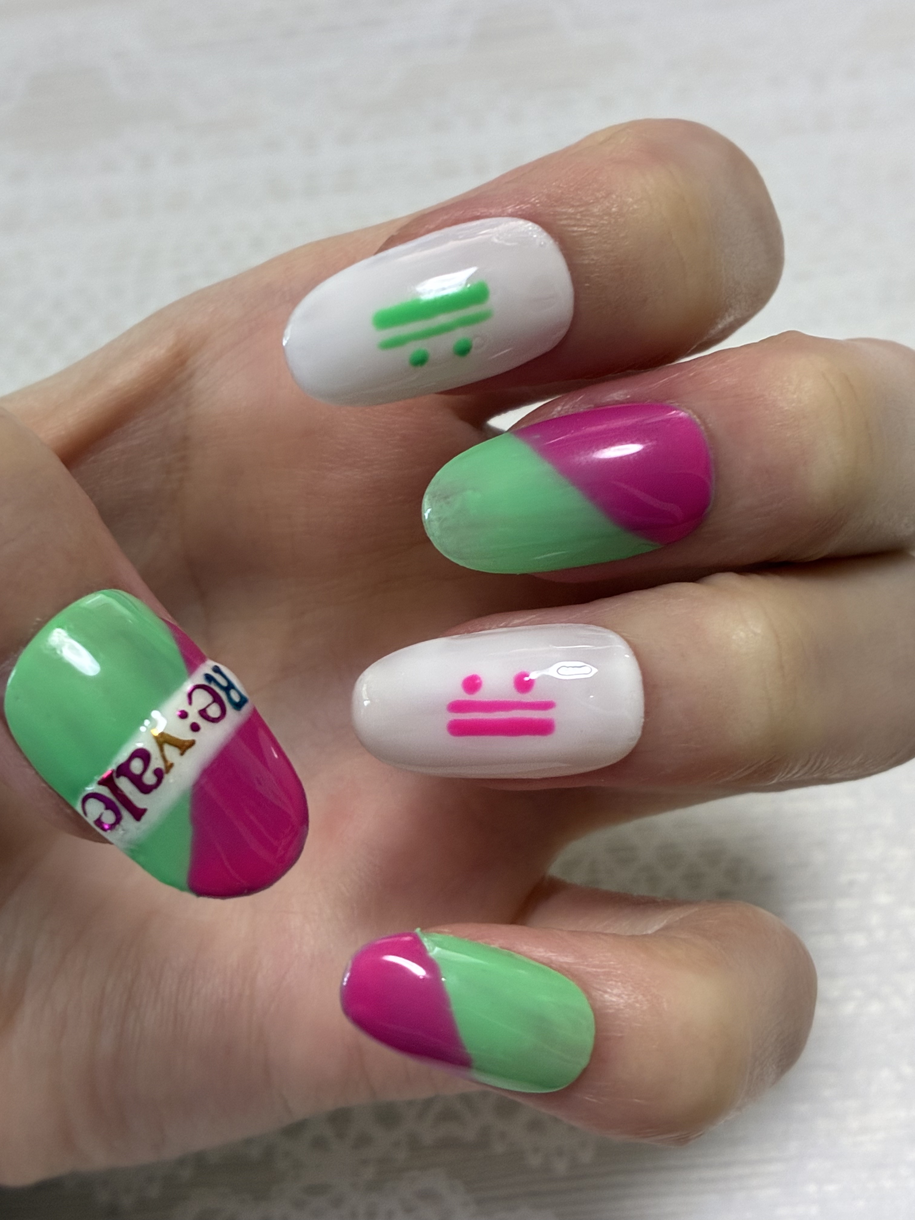 ジェルネイル（ライト対応）/セリア/ジェルネイルを使ったクチコミ（2枚目）